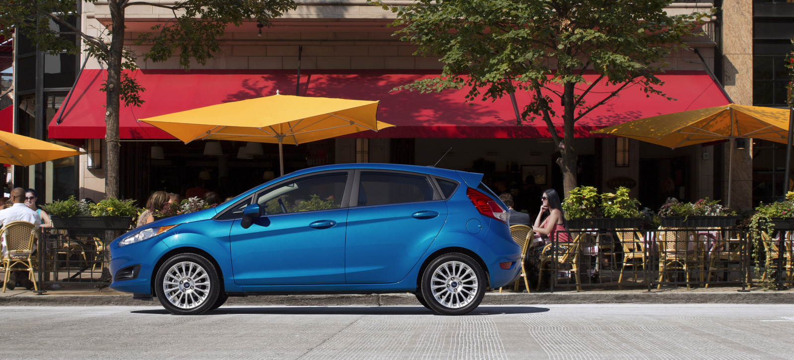 Auto, Fahrzeug, Ford, 2015, Ford Fiesta, Netcarshow, Netcar, Auto Bilder, Auto Foto, Fiesta 5 Tür USA Version, Landfahrzeug, Automobil-Design, Automobil machen, Stadtauto, Hecktürmodell, Supermini