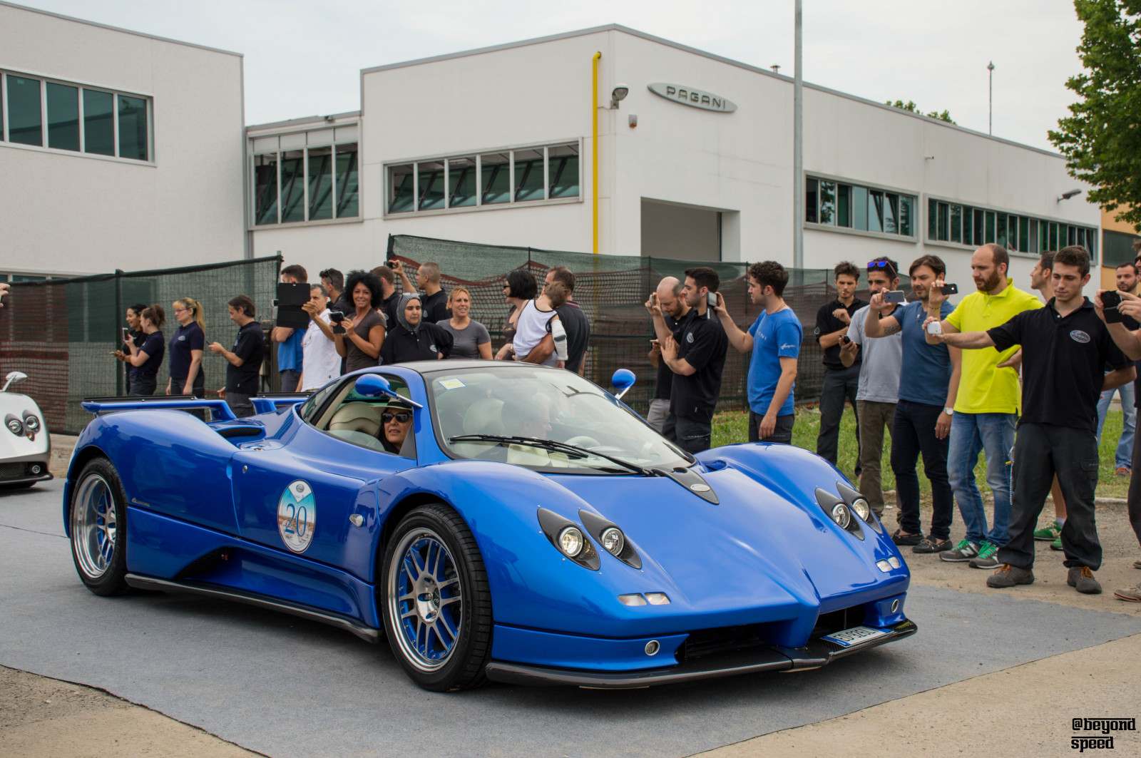 Sfondi auto, blu, Italia, automobili, fotografia, punto di fuga
