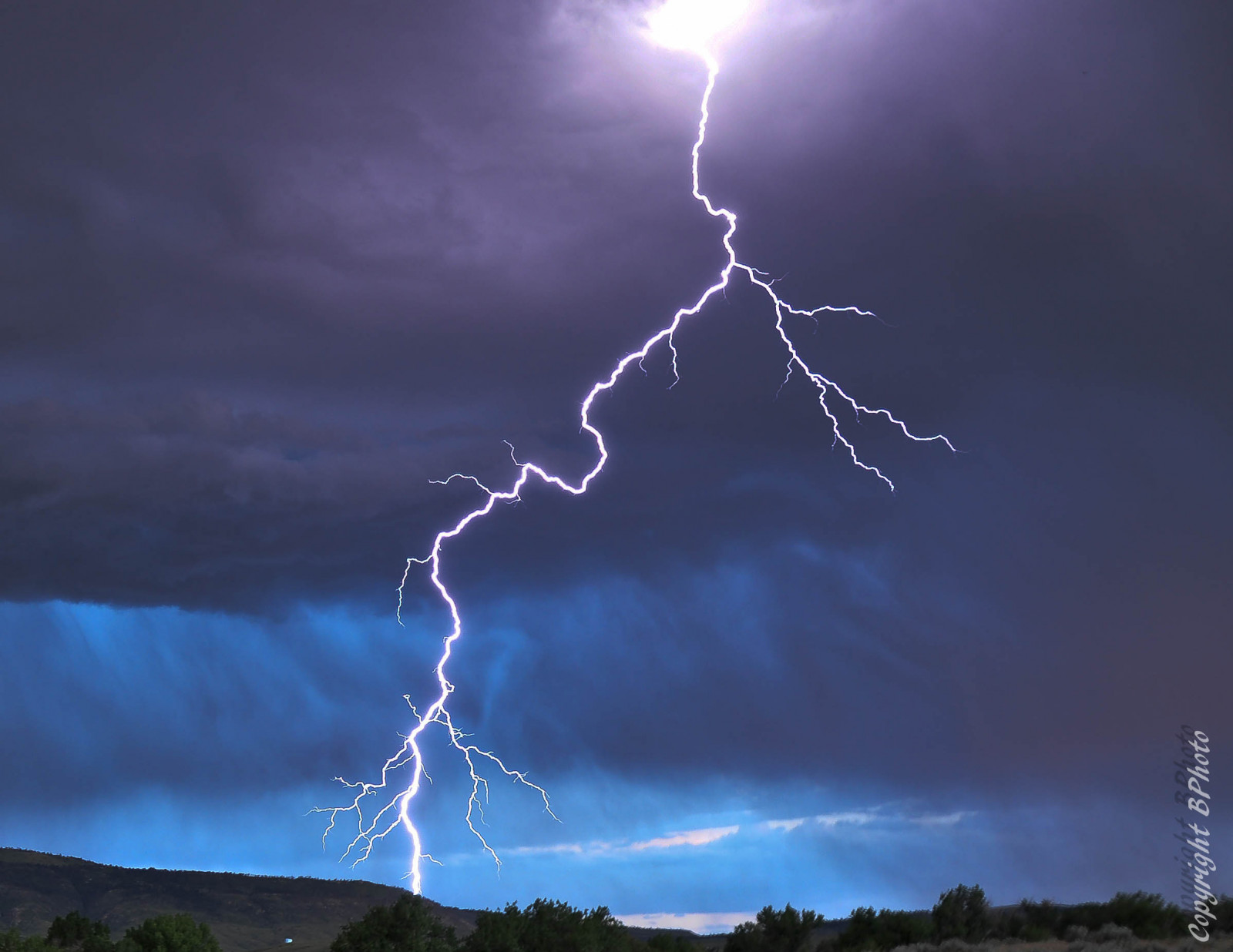 paesaggio, cielo, all'aperto, fulmine, tempesta, sera, atmosfera, Nikon, tuono, Wyoming, elettricità, nube, albero, tempo metereologico, blinkagain, temporale, d90, energia, fenomeno meteorologico, cumulo, fenomeno, grave