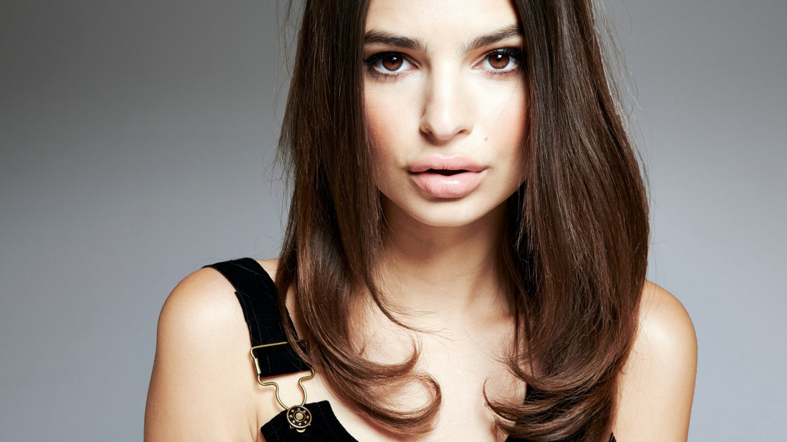 Emily Ratajkowski, model, herečka, bruneta, osobnost, při pohledu na diváka
