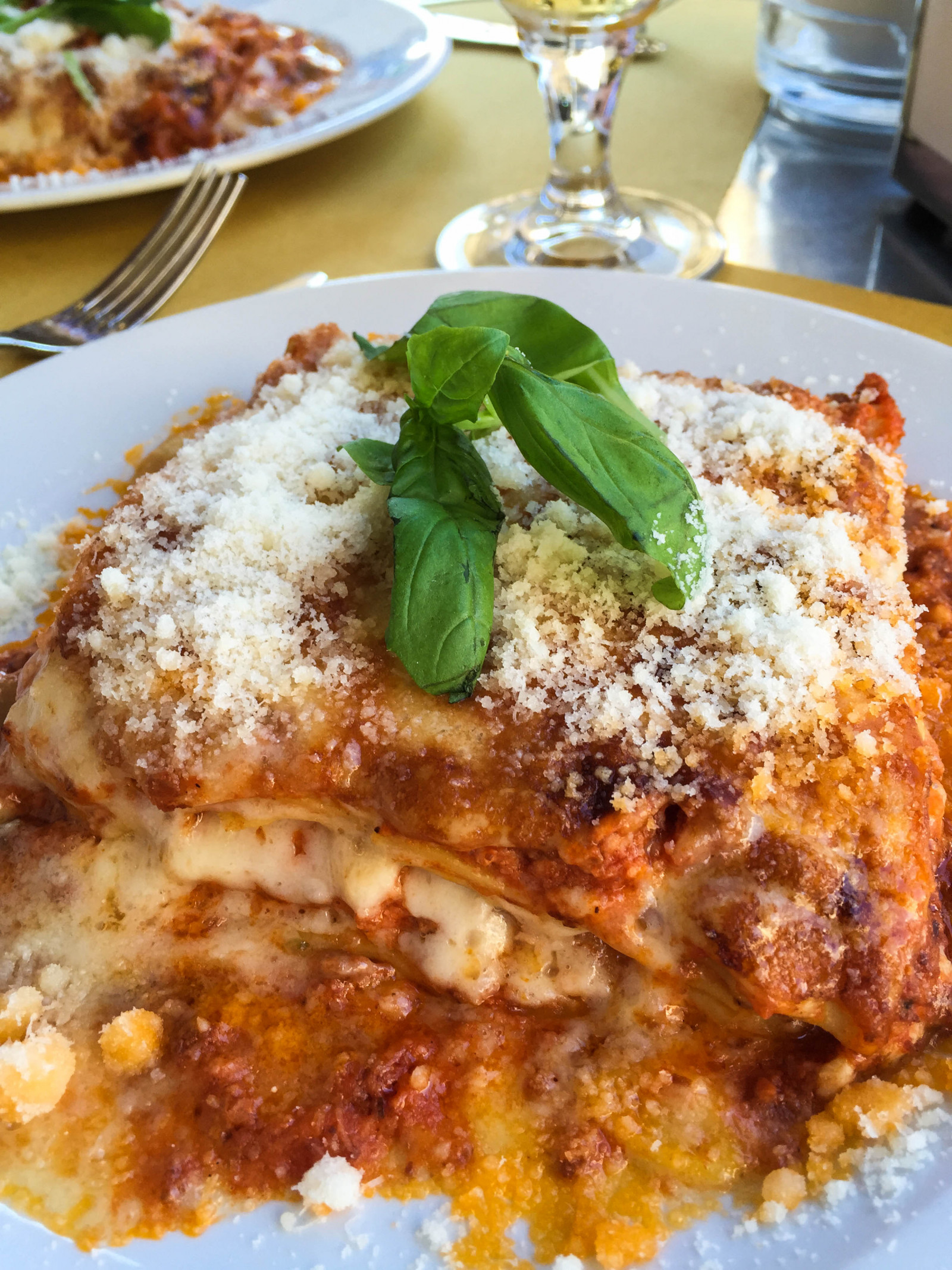 mad, by, Italien, arkitektur, gammel, restaurant, morgenmad, Europa, Rom, spaghetti, Rom, ancientcity, Roma, Barberini, piazzabarberini, viadellequatrofontane, viasisitina, pasta, Lasagne, tavernabarberini, måltid, køkken, fad, fremstille, grøntsag, italiensk mad, europæiske fødevarer, stegt mad, moussaka, lasagne