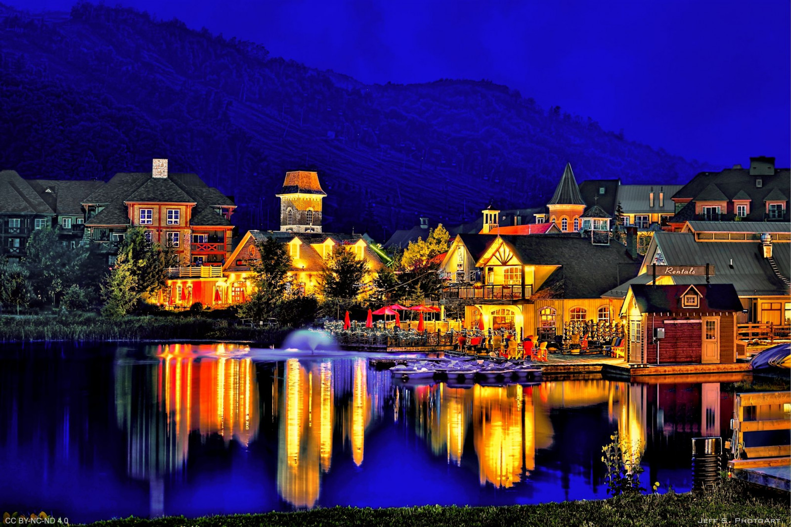 paesaggio, tramonto, città, paesaggio urbano, notte, lago, acqua, natura, riflessione, cielo, casa, Turismo, blu, villaggio, sera, fiume, cittadina, ricorrere, Canada, stagno, crepuscolo, metropoli, Ontario, albero, ora, montagna, stagione, illuminazione, punto di riferimento, quattro, sobborgo, attrazione turistica, sfondo del computer, Zona residenziale, Collingwood, jeffsphotoart, hdcanvas, hdcanvasca, theatrical scenery