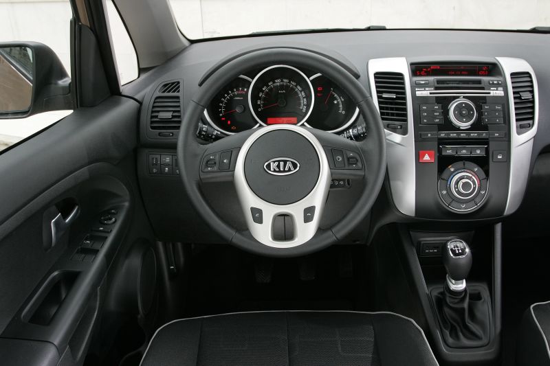 auto,vozidlo,2013,Kia,netcarshow,Netcare
