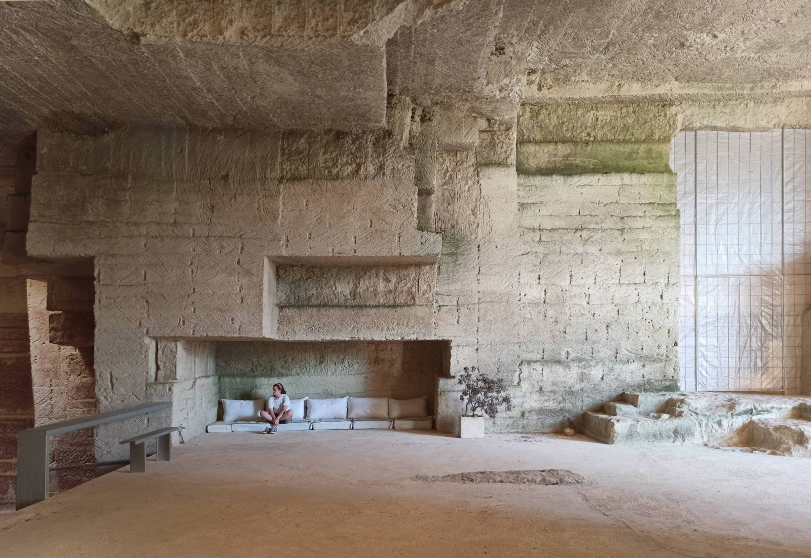 Holz, Tints and shades, Building material, composite material, Ziegel, Decke, Fassade, Beton, Landschaft, Bogen, Gebäude, alte Geschichte, Bodenbelag, Geschichte, Symmetrie, Schatten, Rock, Stadt, Historische Seite, Schatten, Zimmer, Säule, Steinwand, Mauerwerk, archäologische Fundstätte, Kalkstein, Tageslicht, Zement