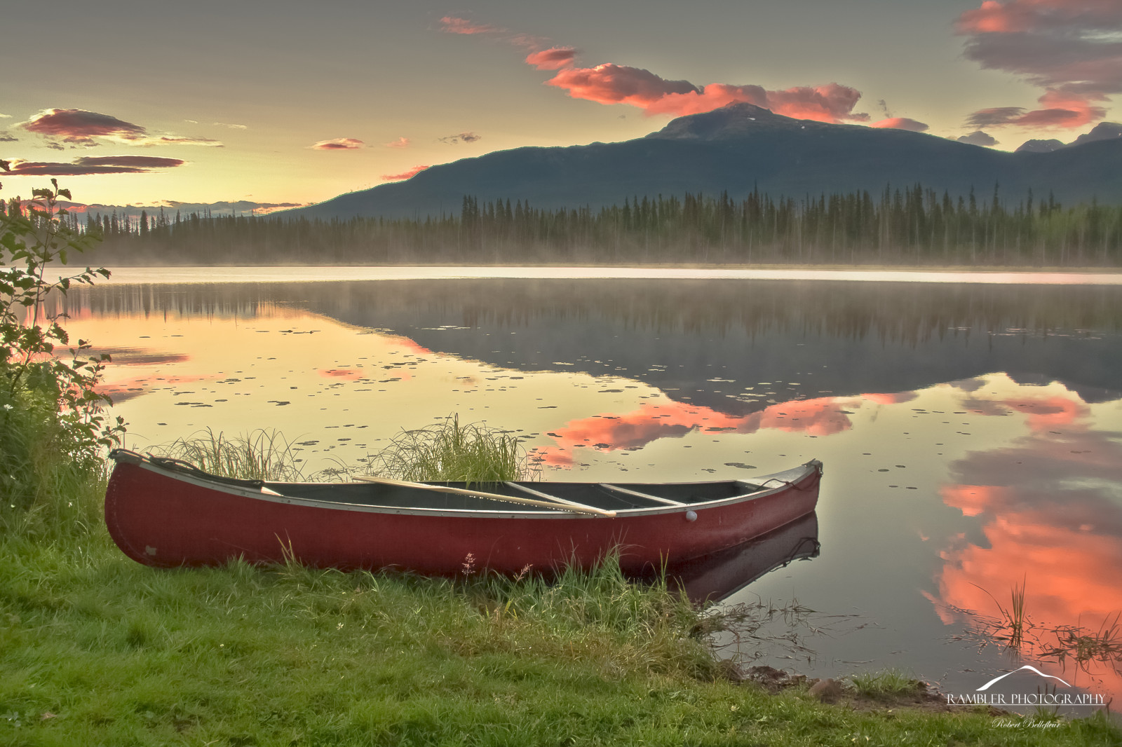 krajina, les, Photoshop, loď, západ slunce, jezero, voda, Příroda, odraz, nebe, mraky, svítání, uklidnit, Fotoaparát, večer, ráno, mlha, řeka, Kánon, divočina, banka, Lake District, mokřadní, mrak, hora, svítání, před naším letopočtem, kánoe, fotografie, životní styl, nádrž, obraz, obrázek, Britská Kolumbie, jezero, počítač tapeta, plavidla veslování, vstupní, venkovní aktivita, Hudsonbaymountain, Ramblerfotografie, Robertbellefleur