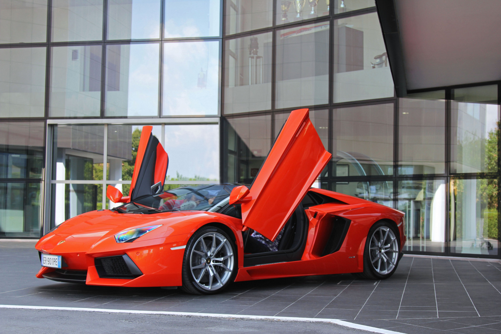 auto, milovat, vozidlo, fotografování, Lamborghini, Instagram, Lamborghini Aventador, Kánon, oranžový, letní, Francie, Lamborghini Gallardo, sportovní auto, Roadster, peníze, Facebook, 2013, Google, výkon auta, bohatý, flickr, roztomilý, Páni, chladný, dívky, Italia, cars, sexy, lp, úžasný, super, porn, superauto, nejlepší, 700, hp, canon60d, Lambo, Aventador, pozemní vozidla, automobilového designu, automobilový exteriér, luxusní vůz, motorové vozidlo, florian, Joly, floflo69, florianphotography, bolognese, 7000, Bologne, Santagatha