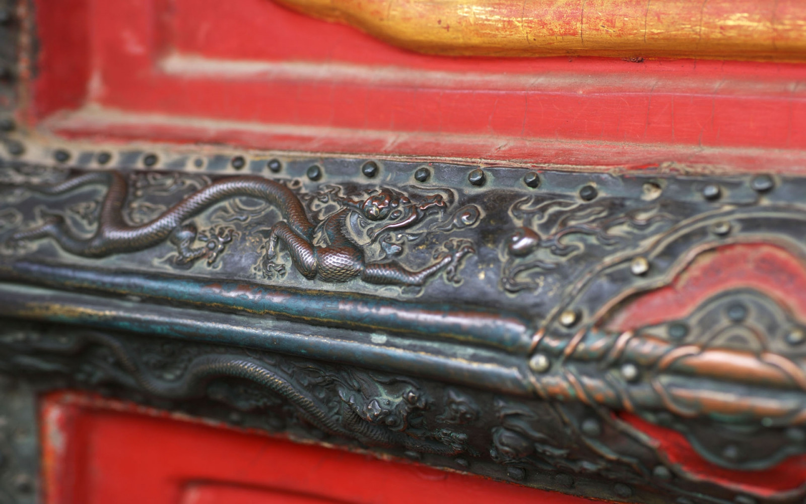 Wallpaper : door, metal, dragon, image, China 1920x1200 - goodfon ...