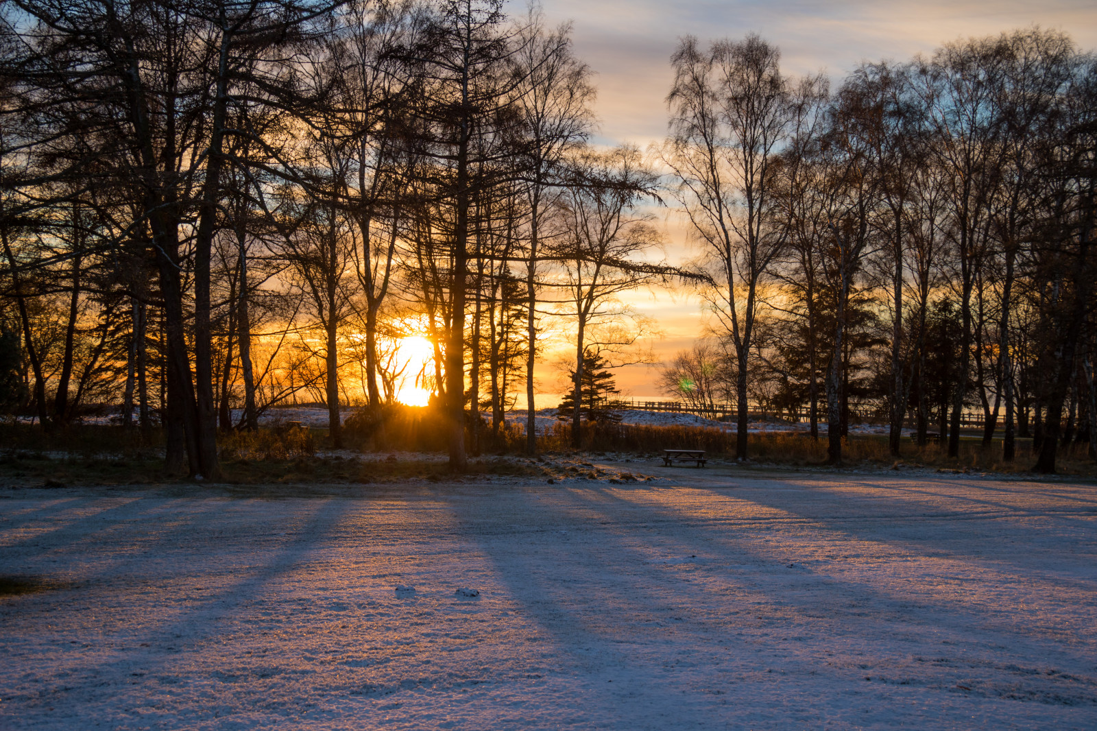 slunečnímu záření, krajina, les, západ slunce, moře, noc, Příroda, nebe, sníh, zima, svítání, večer, ráno, mráz, slunce, soumrak, zmrazení, slunce, světlo, mrak, strom, podzim, počasí, svítání, sezóna, nebe, solnedg ng, Vinter, tr d, hav, moln, exif modelu canoneos760d, geocountry, Kamera aby kánon, geocity, Model fotoaparátu canoneos760d, geostate, geolocation, EXIF čočka efs18200mmf3556is, exif aby kánon, EXIF isospeed 100, exif focallength 32mm, EXIF otvor 63, dalabadet, sn flinga, atmosférický jev, dřevina