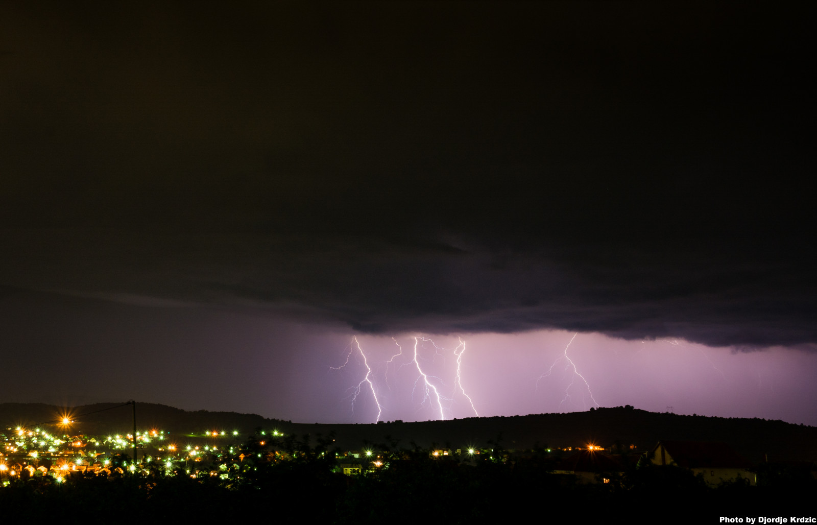 noc, nebe, Blesk, bouřka, večer, atmosféra, Srbsko, hrom, mrak, bouřka, D7100, kupa, jev