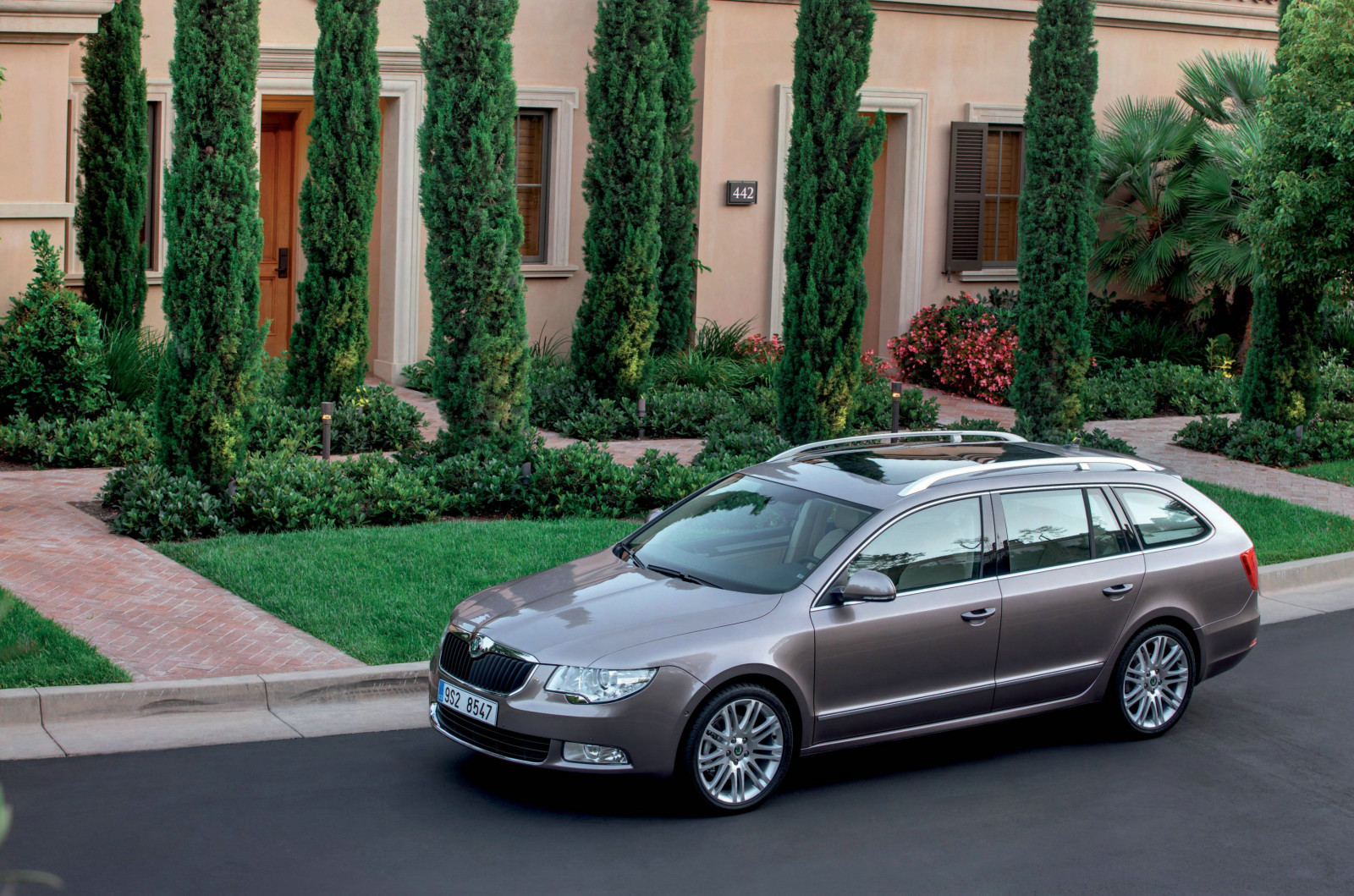 auto, vozidlo, limuzína, Skoda, 2012, netcarshow, netcar, obrázky vozidel, photo auto, kolo, Superb vůz, pozemní vozidla, automobilový exteriér, automobil make, luxusní vůz, rodinný vůz, kompaktní vůz, výkonné auto, střední velikost auta, Škoda superb, Škoda octavia