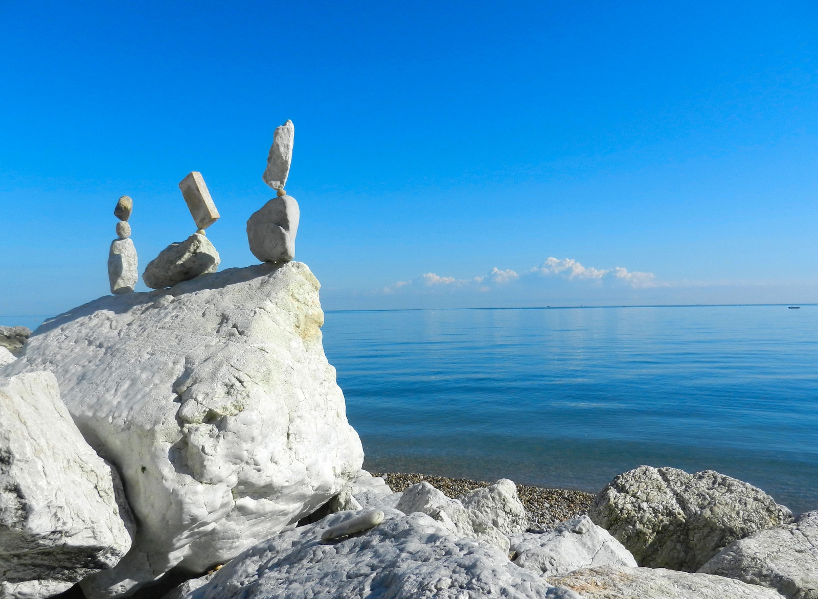 Itálie, přímořská krajina, Příroda, kameny, Blu, harmonie, 1001nights, Sassi, efemérní, Jaderské moře, equilibrio, Rockbalancing, 2011, naturenatural, peaceaward, rebranca, platinumpeaceaward, allegrisinasceosidiventa, 1001nightsmagiccity, mygearandme, mygearandmepremium, mygearandmebronze, blinkagain, bestofblinkwinners