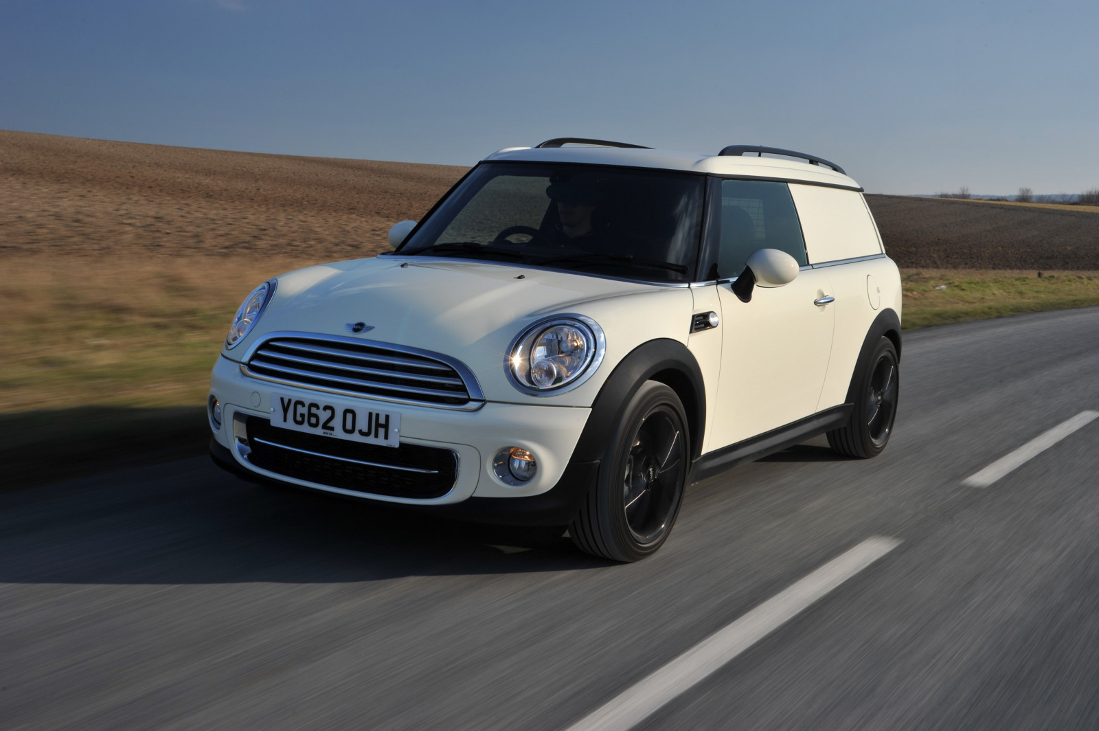 Auto, Fahrzeug, Mini Cooper, Mini, Netcarshow, Netcar, Auto Bilder, Auto Foto, 2014, Rad, Clubvan Cooper D UK Version, Landfahrzeug, Automobil-Design, Automotive außen, Automobil machen, Luxusfahrzeug, Familienwagen, Stoßstange, Kraftfahrzeug, Kleinwagen, Kompaktes Sportfahrzeug, Mini e