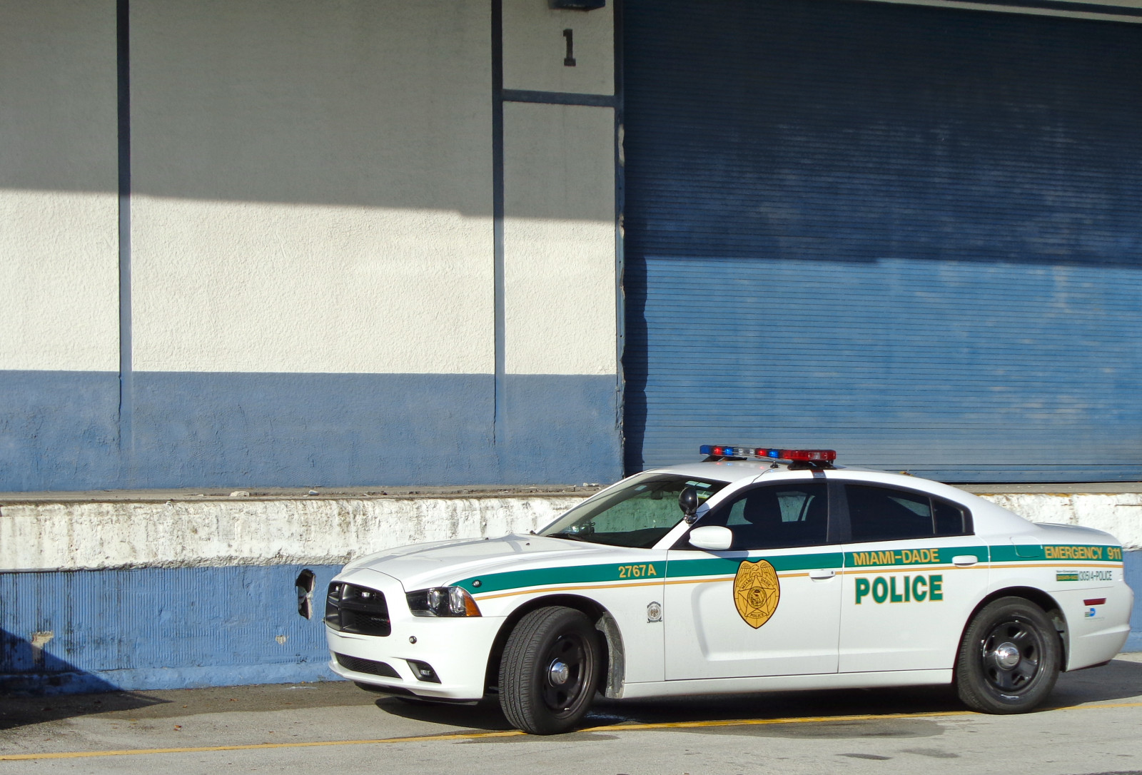 lys, politibetjente, Florida, 911, politi, spotlight, led, strisser, køretøj, Dodge, parkeret, nødsituation, officer, oplader, dodgecharger, enhed, officerer, miamidade, Whelen, lightbar, Politi afdeling, portofmiami, miamidadepolice, policecharger, floridapolice, 2767a