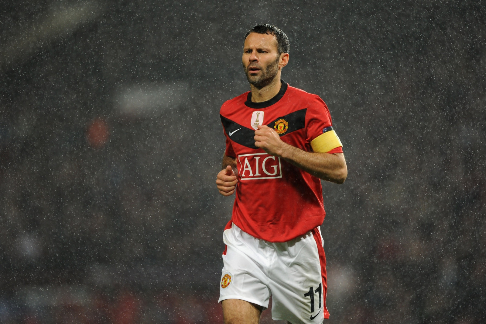 sportovní, Červené, fotbal, Manchester United, Ryan Giggs, Fotbal, hráč, fotbalista, basketbalový hráč, Míčová hra, týmový sport, basketbal se pohybuje