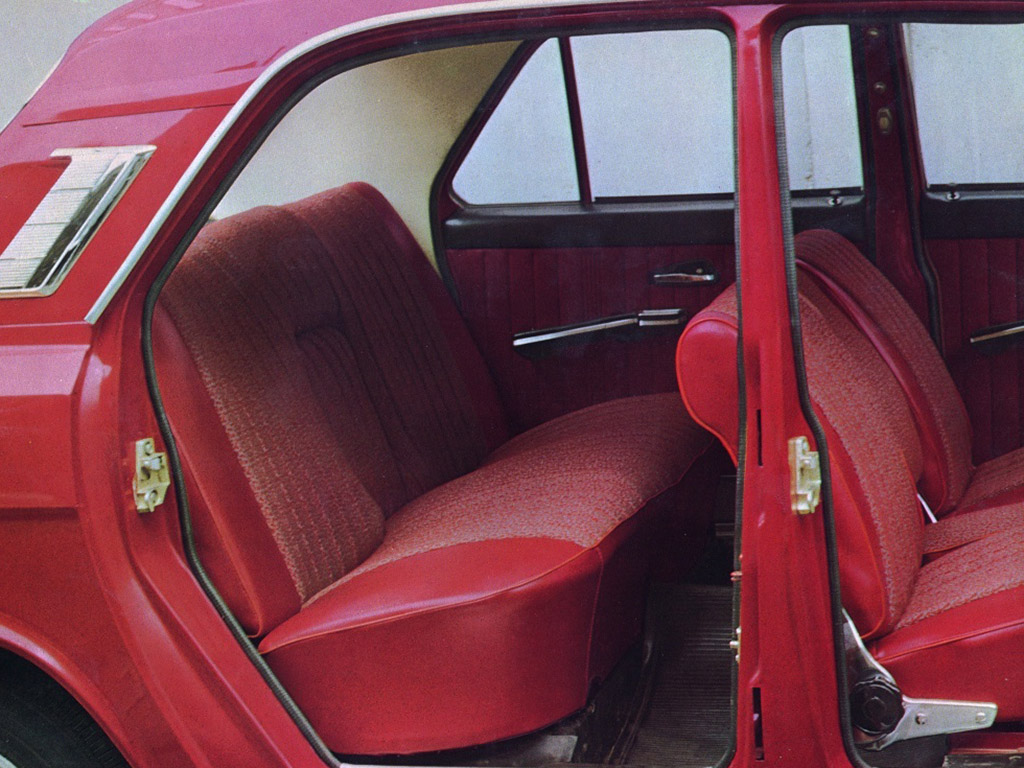 bil, køretøj, Sedan, GAZ, 1976, netcarshow, netcar, bil billeder, bil foto, M24 Volga, jord køretøj, automotive exterior, bil make, luksus køretøj, familie bil, kompakt bil, motor køretøj, bybil