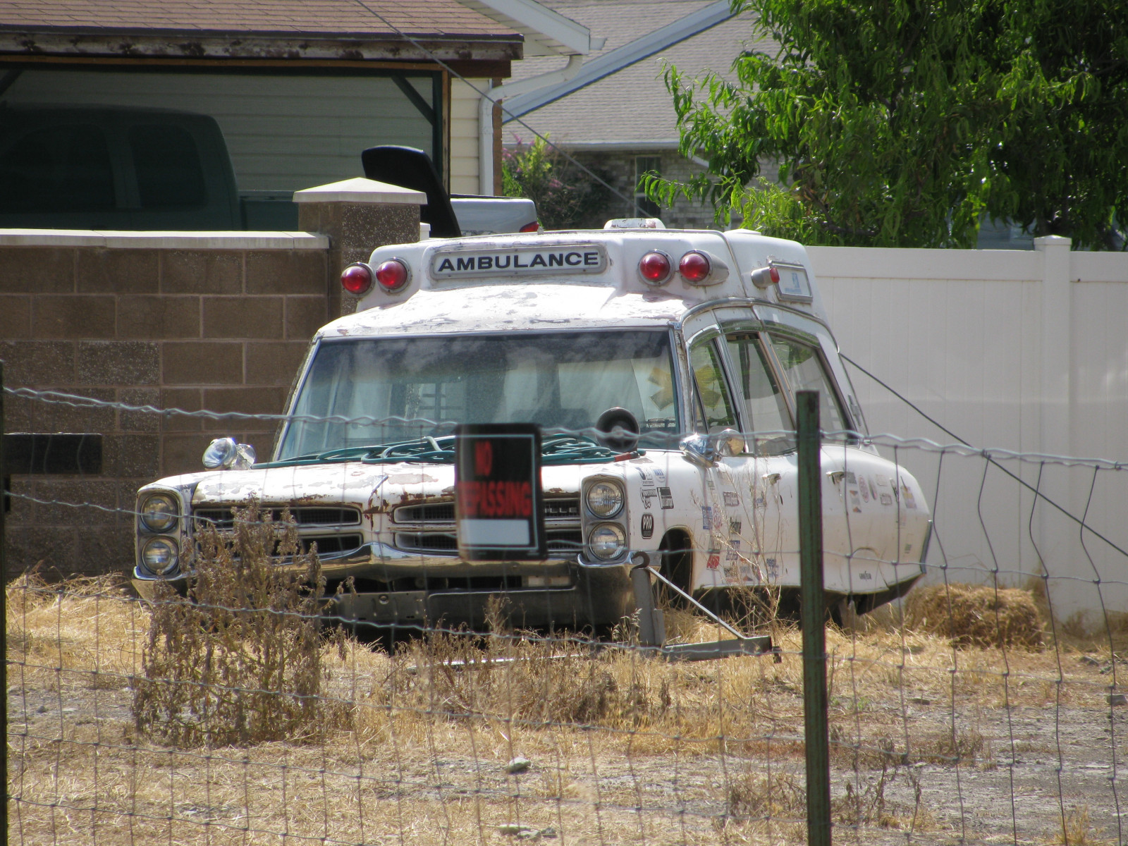 auto, veicolo a motore, veicolo, modalità di trasporto, Sport Utility Vehicle, esterno automobilistico, veicolo di emergenza, furgone, vettura di medie dimensioni, auto compatta, auto di famiglia