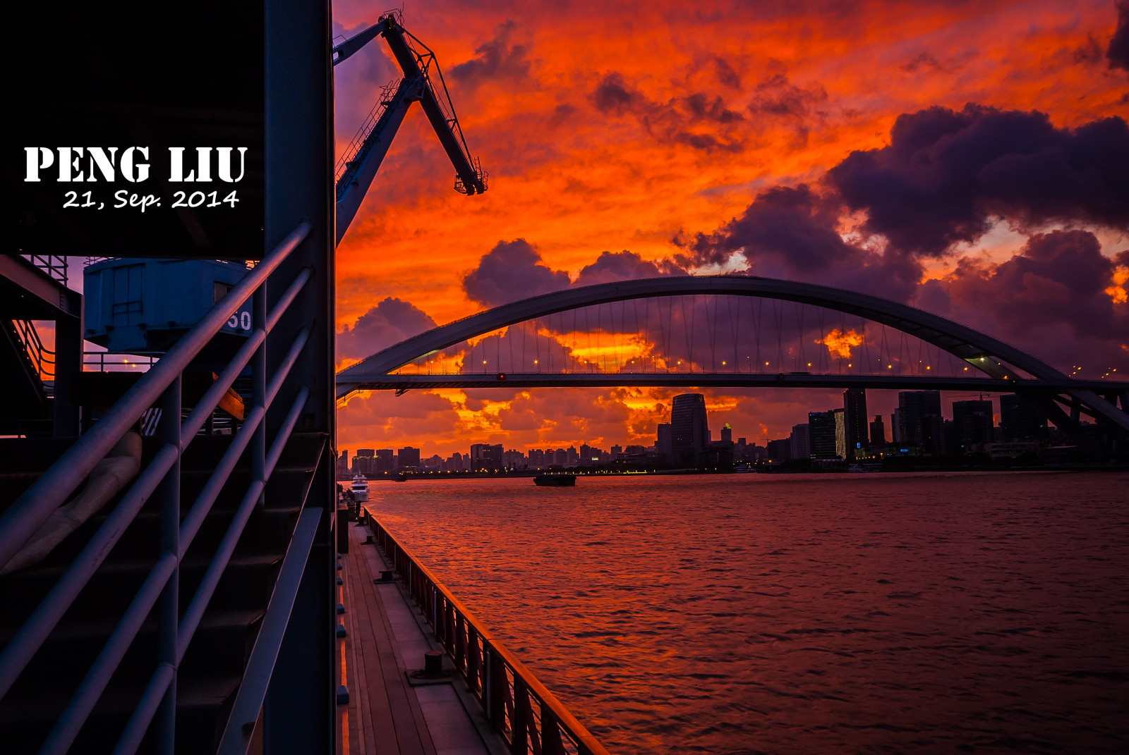 krajina, západ slunce, moře, noc, Čína, voda, odraz, nebe, svítání, večer, most, horizont, soumrak, Shanghai, pentax, mrak, svítání, pentaxart, sigma1020, pentaxlife, pentaxk200d, odlesk, fixed link