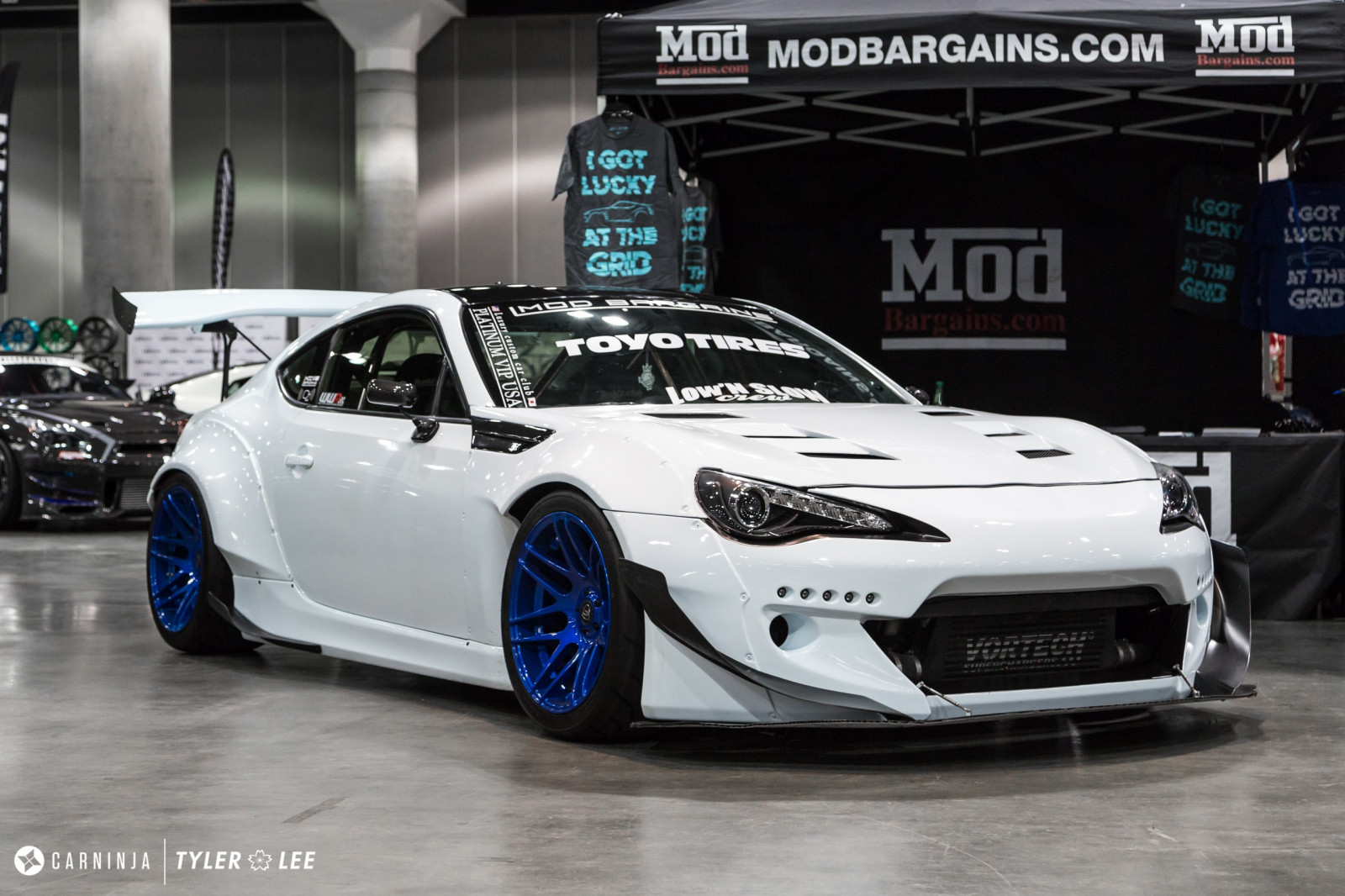 Carninja, Straße, niedrig, Auto