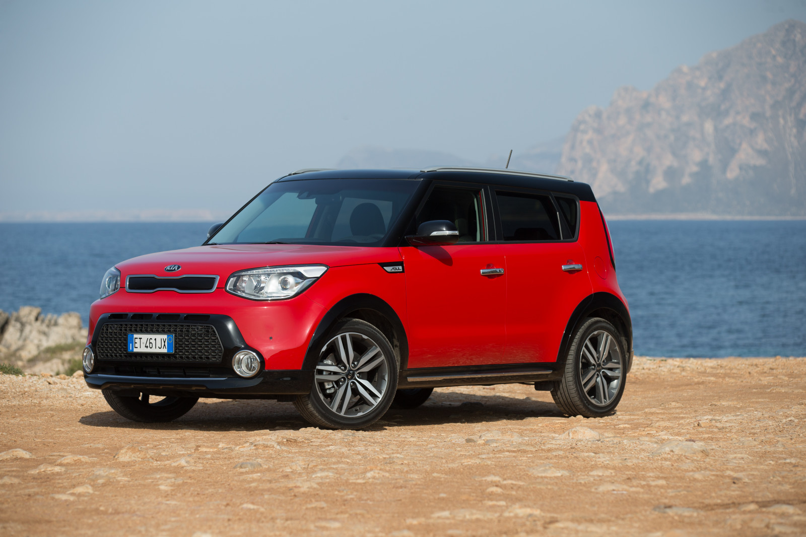 auto, vozidlo, 2015, mini, Kia, netcarshow, netcar, obrázky vozidel, photo auto, Duše Europe version, kolo, pozemní vozidla, automobilového designu, automobilový exteriér, automobil make, nárazník, kompaktní vůz, sportovní užitkové vozidlo, Kompaktní sportovní užitkové vozidlo, kia soul