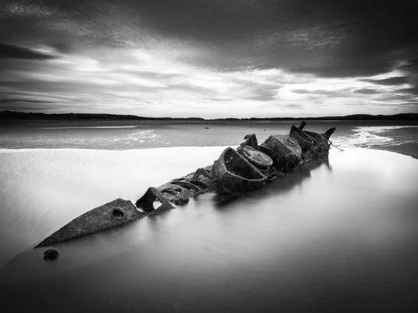 water,reflection,sky,black and white,monochrome photography,sea