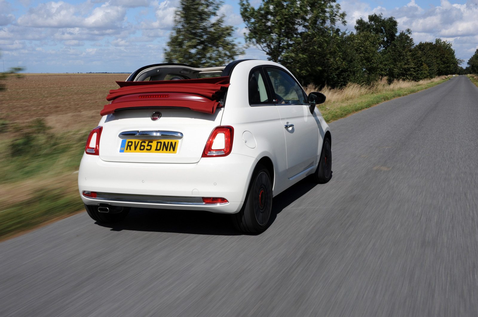 auto, vozidlo, fiat 500, FIAT, netcarshow, netcar, obrázky vozidel, photo auto, 2016, 500 UK verze, kolo, pozemní vozidla, automobilového designu, automobilový exteriér, automobil make, rodinný vůz, nárazník, městské auto, subcompact auto