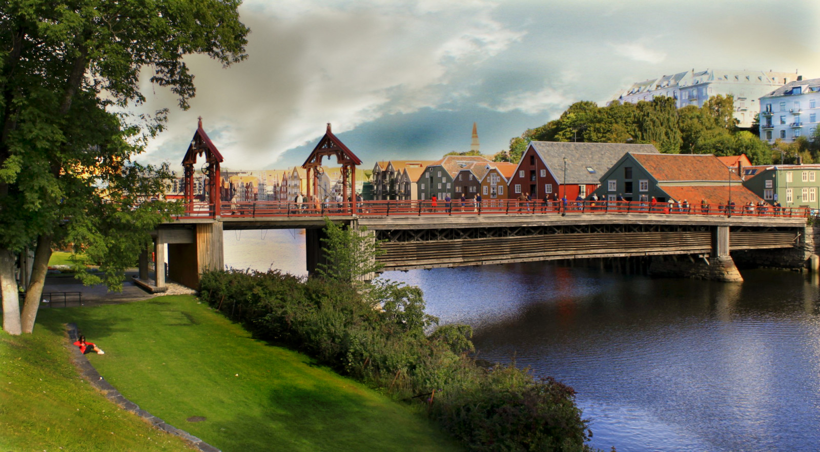 paesaggio, vecchio, città, acqua, natura, riflessione, cielo, casa, Norvegia, villaggio, ponte, fiume, Canone, cittadina, estate, vacanza, canale, Banca, Trondheim, favorito, tenuta, nube, bellissimo, albero, viaggio, pianta, all'aperto, natur, eos, norge, ilobsterit, 500d, corso d'acqua, immobiliare, Nidelva, bru, VisitNorway, Bakklandet, Nidaros, visittrondheim, bri, Gamlebybro, Oldtownbridge