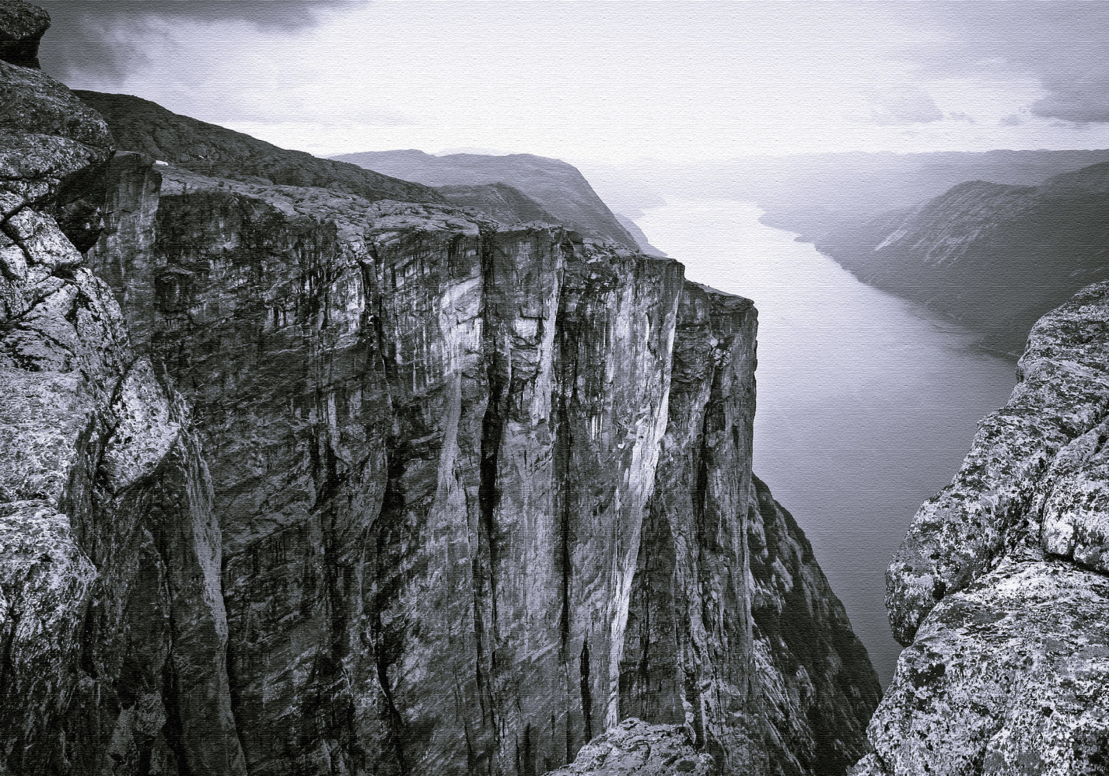 Landschaft, einfarbig, Wasser, Rock, Himmel, Winter, Norwegen, Cliff, Nationalpark, Fjord, Wildnis, Einfrieren, Bildung, Grat, Terrain, Baum, Berg, Bw, Hochland, Geologie, Schwarz und weiß, Monochrome fotografie, Glaziale landform, fiel, Klippe, Böschung, Aufstieg, Kjerag, Lysefiord