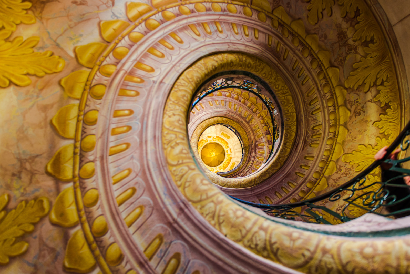 tempel, fotografering, spiralformet, gul, cirkel, trappe, Europa, kirke, Østrig, 2013, KUNST, farve, design, øst Europa, nikond600, udskæring, oldtidshistorie, fraktale kunst, melk, melkabbey, shawnharquail, shawnharquailcom