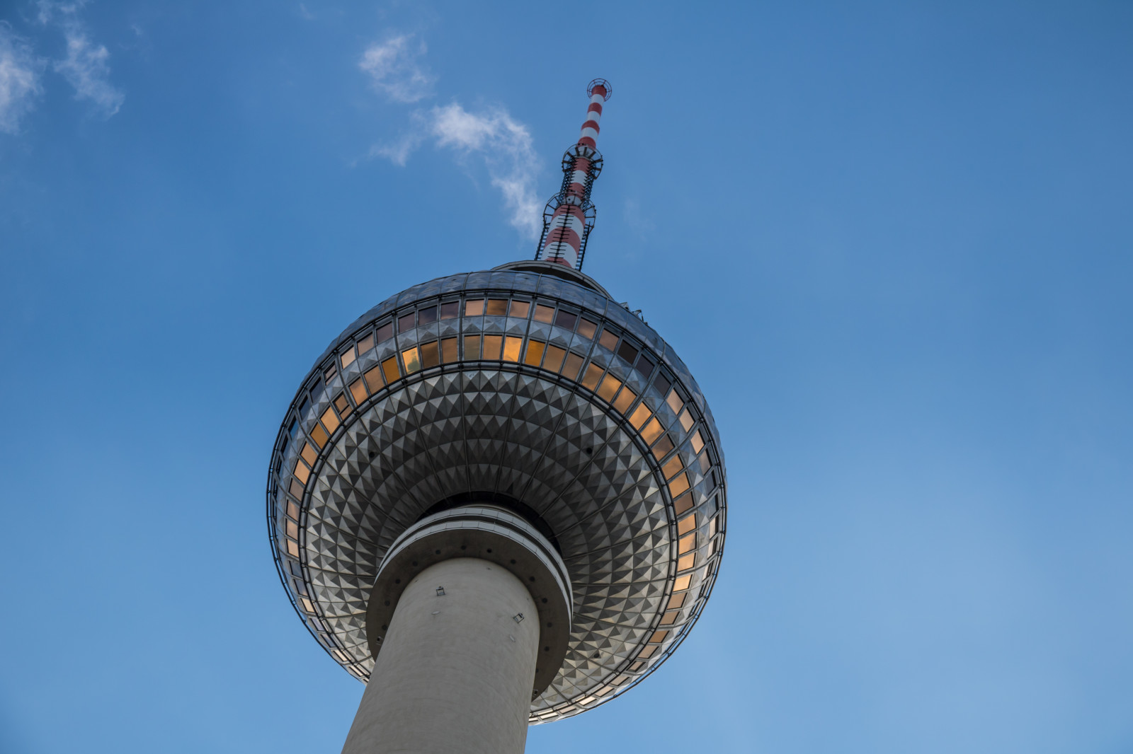 Wallpaper Reflection Sky Skyscraper Blue Germany Tower wallpaper-reflection-sky-skyscraper-blue-germany-tower