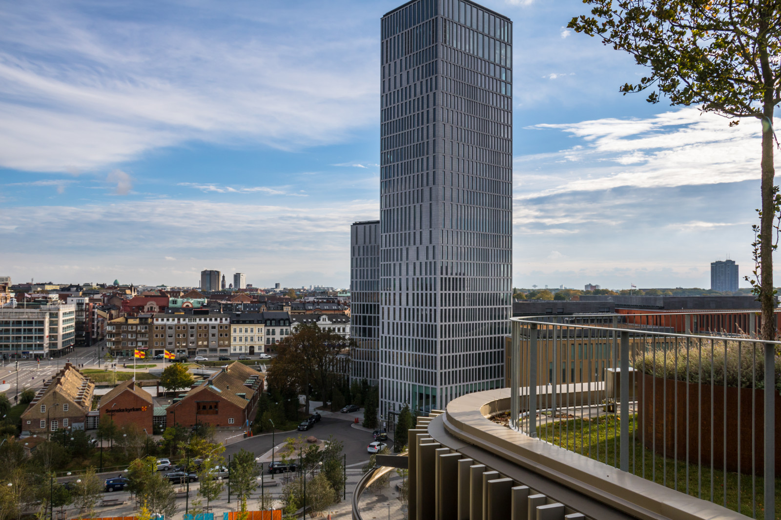 město, panoráma města, architektura, budova, panoráma, mrakodrap, věž, metropole, Malm, centrum, Malm živě, architektura, byggnad, kondominium, mezník, fasáda, urban area, Metropolitní oblast, lidské osídlení, sousedství, obytný prostor, panelový dům