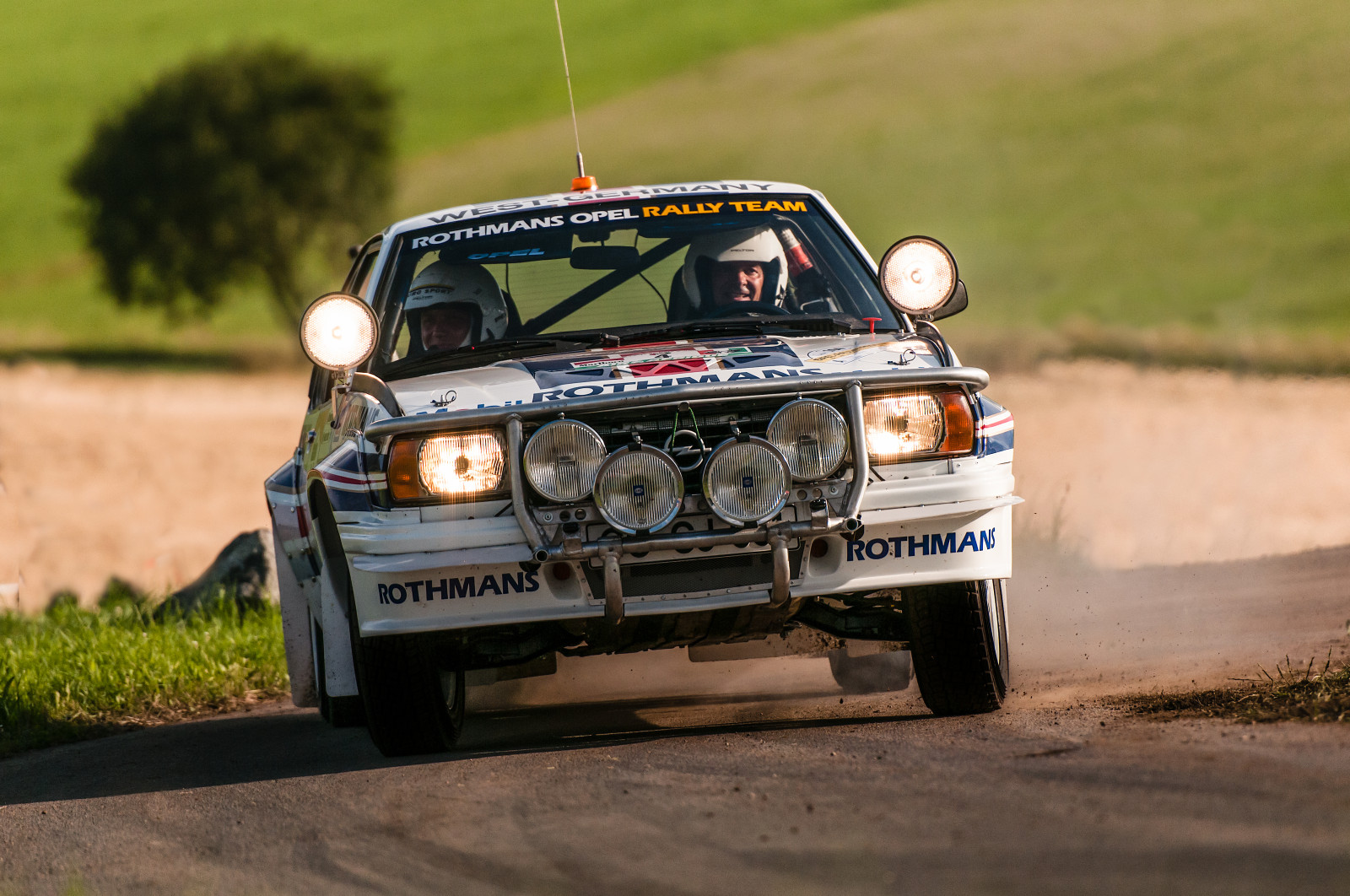 auto, vozidlo, Nikon, bokeh, sportovní auto, závodění, Rallye, Opel, 2014, 1982, F28, 70200, festival, Safari, chlívek, 400, prostý, D300S, motorsport, Marcus, 104, automobilového designu, závodní auto, auto závodní, kompaktní vůz, shromažďovací, Mistrovství světa rally, vrii, stock závodní auto, beyondbokeh, eifel, WRC, cestovních vozů, Rallycross, touring závodní auto, Daun, Ascona, GR4, Schmitt, Rothmans, r HRL, geistd rfer, Antweiler, divoine, Group B
