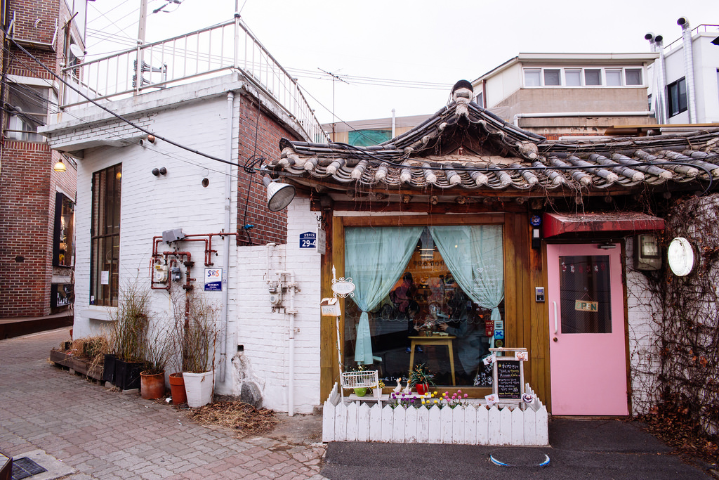 canoneos6d, Korea, Seoul, sigma2470mmf28exdghsm, Asie, asijský, hlavní město, město, KPOP, korejština, fotografie, fotografie, Korejská republika, samcheongdong, Jižní Korea, geotagged, objektiv, fotografování, stuckinseoul, chladný, ohromující, Krásná, nádherný, zajímavý, cestovat, svět, báječný, fotožurnalistiky, fotoreportér, skladem, kvalitní, vysoká kvalita, Pozadí, obraz, stockphoto, na prodej