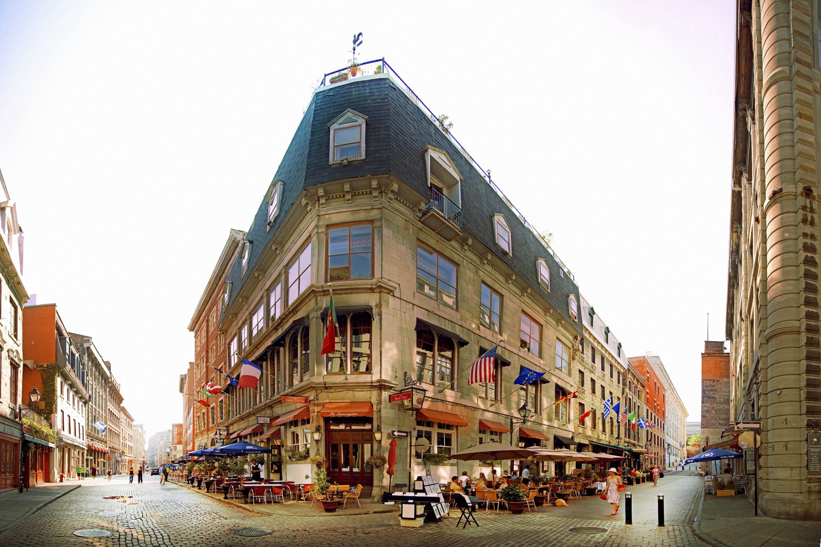 město, ulice, panoráma města, architektura, silnice, Cestovní ruch, město, náměstí, infrastruktura, centrum, cestovat, náměstí, mezník, fasáda, urban area, vodní, lidské osídlení, sousedství