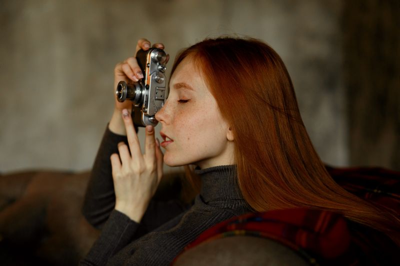 ženy, model, ryšavý, portrét, uvnitř, roláky ženy, model, ryšavý, portrét, uvnitř, roláky