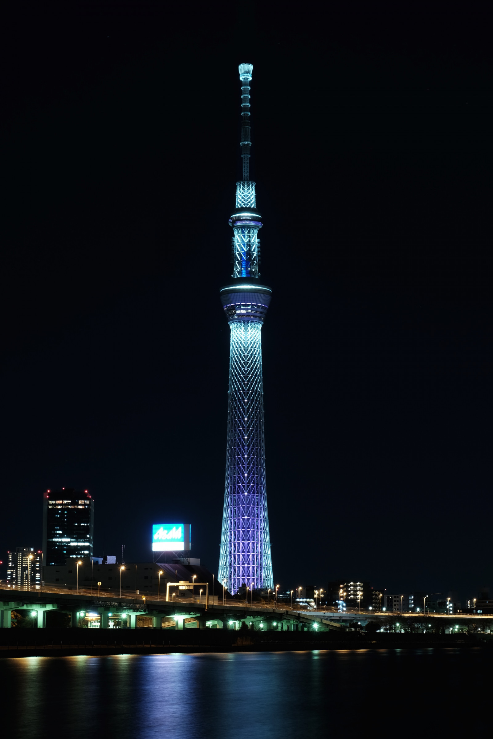 città, paesaggio urbano, notte, riflessione, orizzonte, grattacielo, Torre, crepuscolo, metropoli, Tokyo, Fujifilm, Skytree, leggero, oscurità, Fujinon, punto di riferimento, Tokyo Sky Tree, classicchrome, X, xt1, xf18135mmf3556rlmoiswr, xf18135mm, fuyumiyabi, insediamento umano