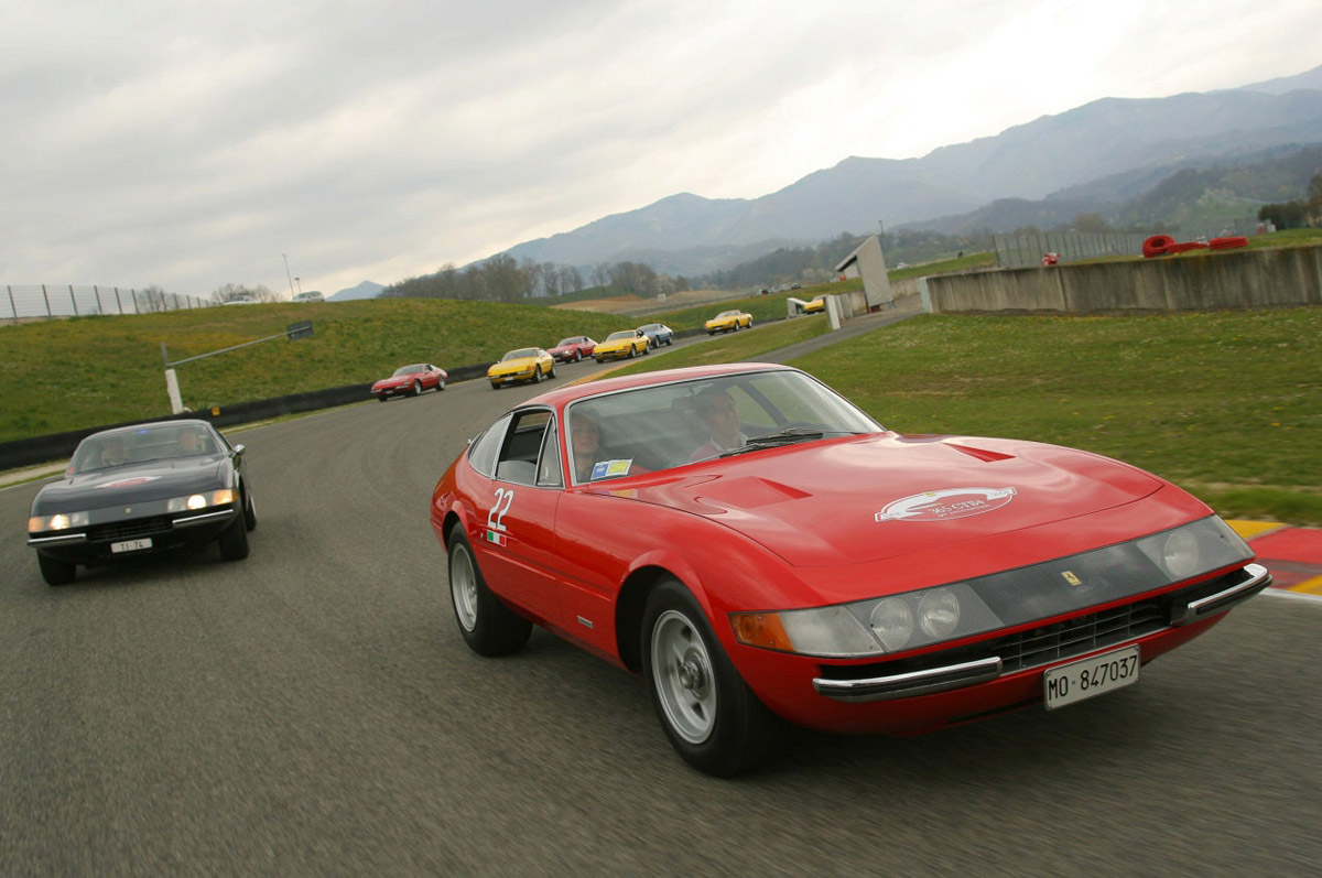 รถ, ยานพาหนะ, รถสปอร์ต, Ferrari, ประสิทธิภาพรถ, netcarshow, netcar, ภาพรถยนต์, ภาพรถ, พ.ศ. 2552, 365 GTB 4, ล้อ, ซูเปอร์คาร์, ยานพาหนะบก, การออกแบบยานยนต์, รถแข่ง, รถยนต์ทำ, รถโบราณ