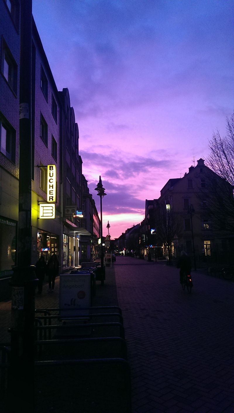 1520x2688 px,Straße