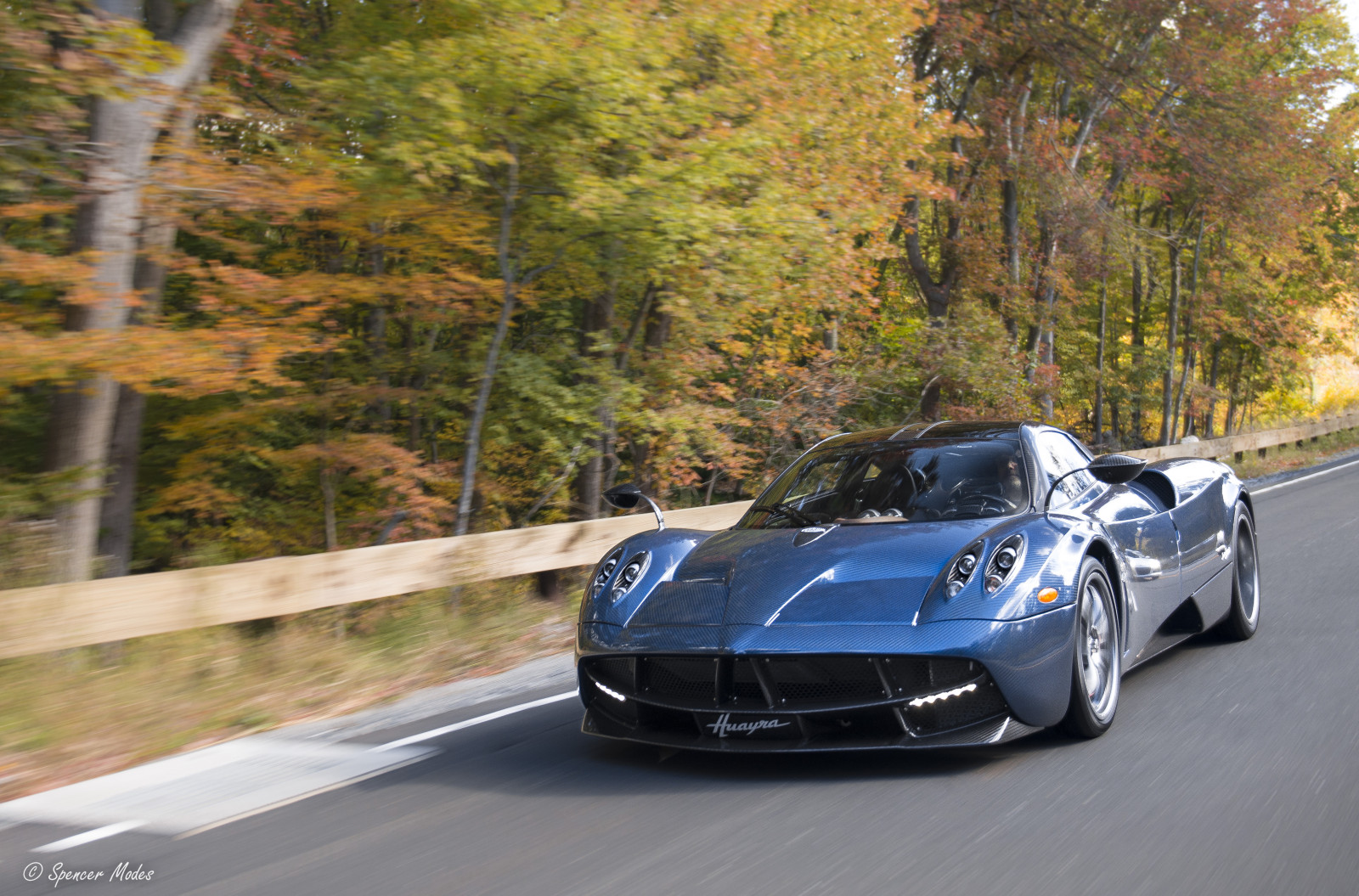 gade, bil, køretøj, vej, superbiler, sportsvogn, tvilling, Pagani, Huayra, coupe, ydeevne bil, Hypercar, eksotisk, Sedan, Connecticut, koffein, Sjælden, fedt nok, plante, hjul, kant, superbil, hurtig, hypercars, carsandcoffee, dyrt, paganihuayra, Horacio, jord køretøj, bildesign, racerbil, luksus køretøj, familie bil, motor køretøj, bybil, forlygte, ct, bilindustrien belysning, caffeineandcarburetors, caffeineandcarbs, geminiuno, automotive wheel system