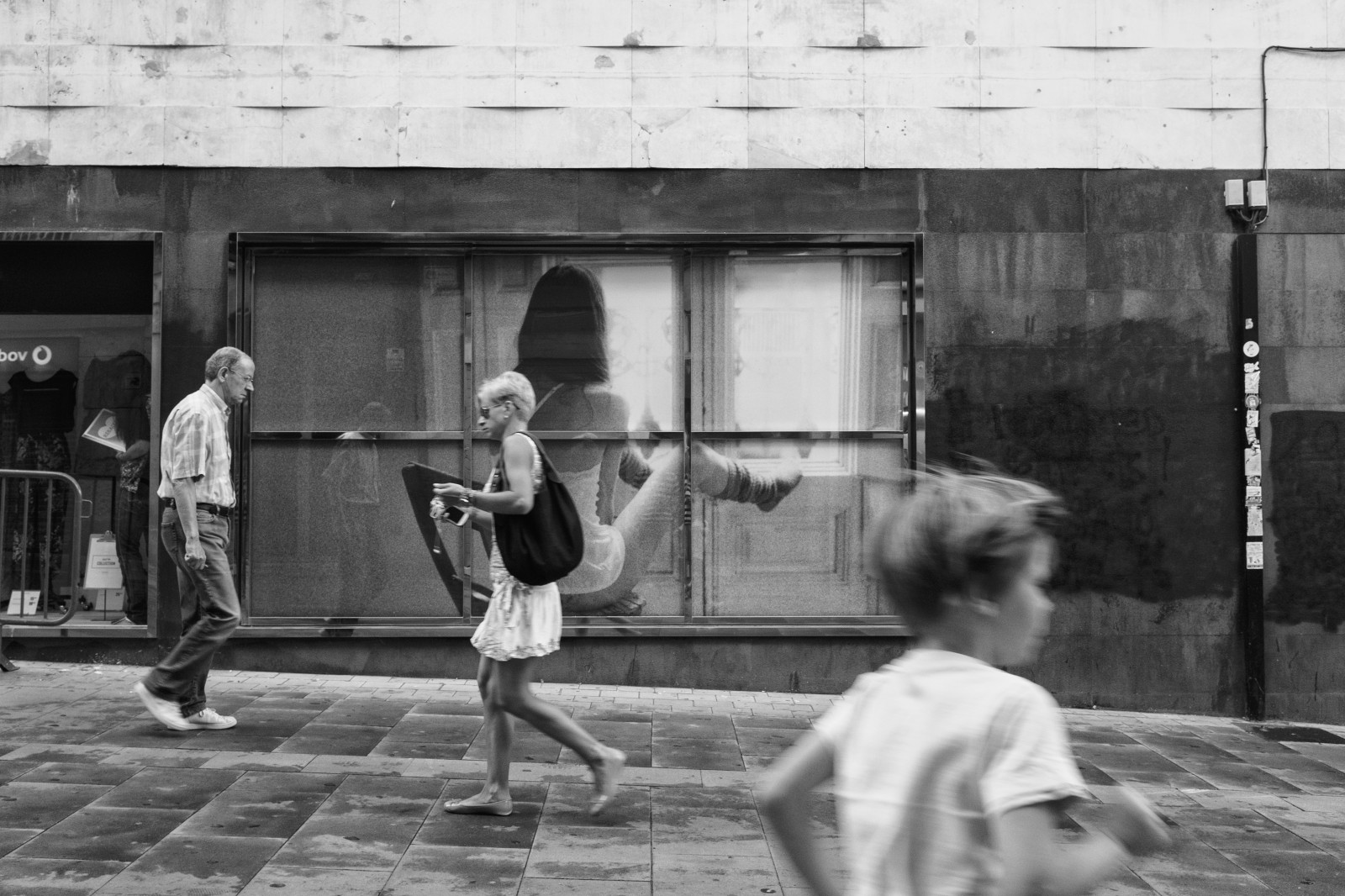 ulice, chlapec, lidé, žena, muž, černobílý, fotografování, tři, calle, hnutí, mujer, gente, streetphotography, Movimiento, tres, třídaFoto, generace, nino, hombre, Tarragona, fotografia, spmonochrome, unoforever