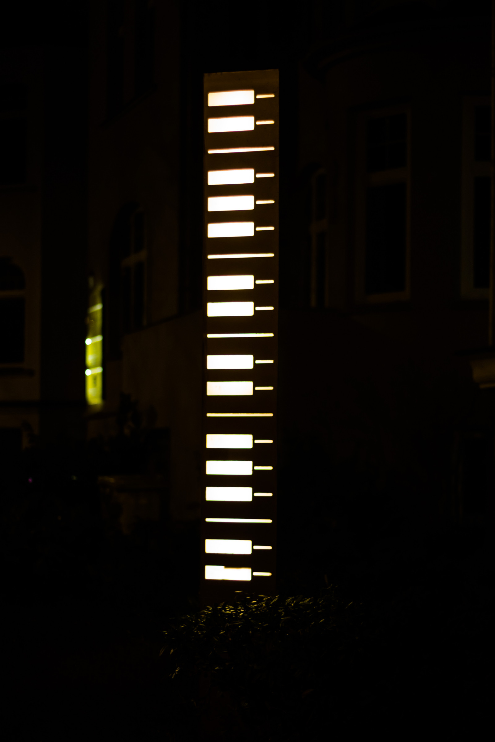 ไฟถนน, กลางคืน, ตอนเย็น, เยอรมนี, เบา, แสง, Tyskland, deutschland, รูปร่าง, rostock, บรรทัด, exif model canoneos760d, ประเทศธรณีวิทยา, กล้องทำให้ Canon, geocity, กล้องรุ่น canoneos760d, geostate, ตำแหน่งทางภูมิศาสตร์, exif ทำให้ canon, exif focallength 50 มม, belysning, เลนส์ Exif EF50mmf18stm, exif isospeed 500, รูรับแสง exif 18, ความมืด