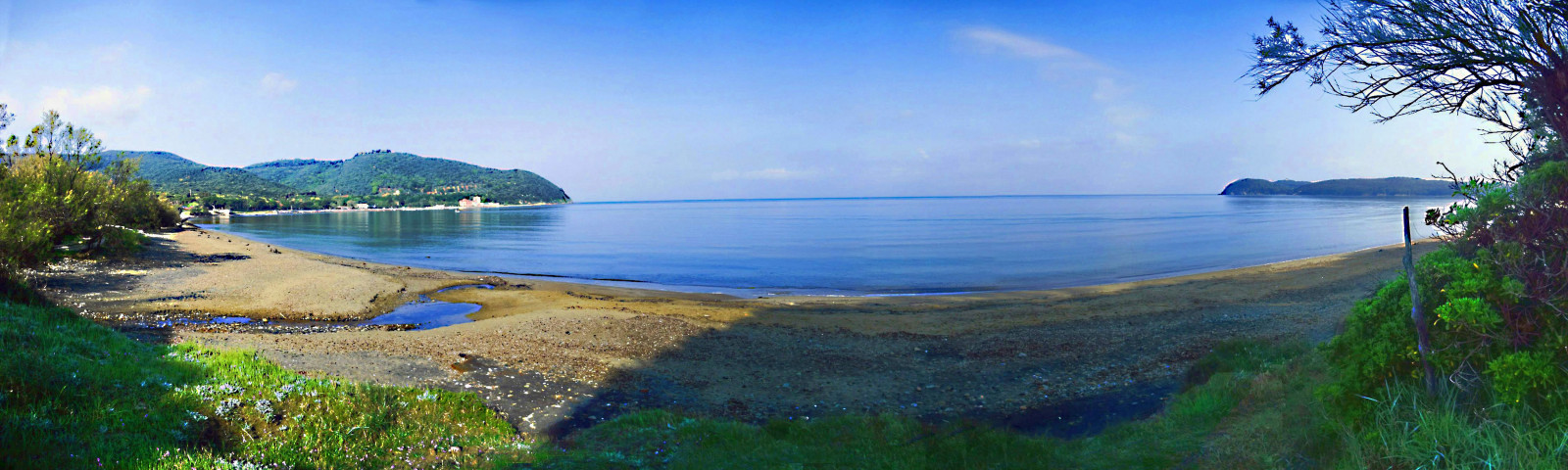 krajina, moře, Itálie, záliv, jezero, voda, Příroda, pobřeží, nebe, pobřeží, horizont, panoráma, laguna, banka, mount scenérie, crater Lake, Toskánsko, záliv, přírodní rezervace, strom, přímořská krajina, zátoka, nádrž, jezero, Piombino, Baratti, mys, vstupní, vodní zdroje, Promontoryopopulonie