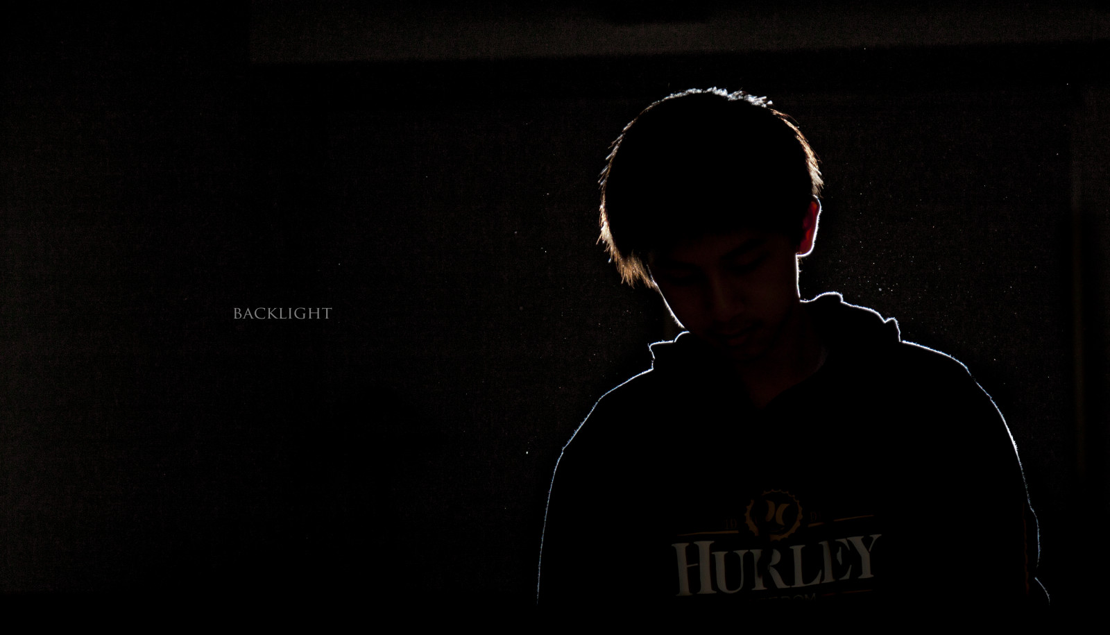 světlo, Černá, silueta, podsvícení, Kánon, temný, vlasy, zadní, lesk, hlava, Blikat, prach, obrys, okraj, částice, stroboskop, rimlight, strobist, brandonhuang