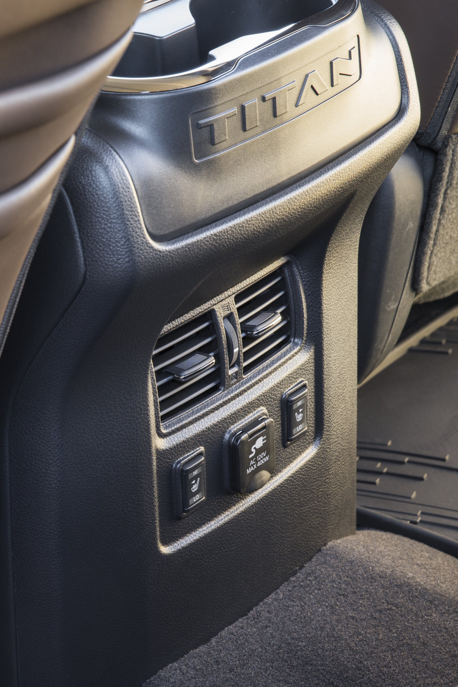 bil, køretøj, Nissan, rat, Sedan, netcarshow, netcar, bil billeder, bil foto, 2017, hjul, Titan Crew Cab, automotive exterior, bil make, luksus køretøj, kofanger, sport utility køretøj, styretøj del