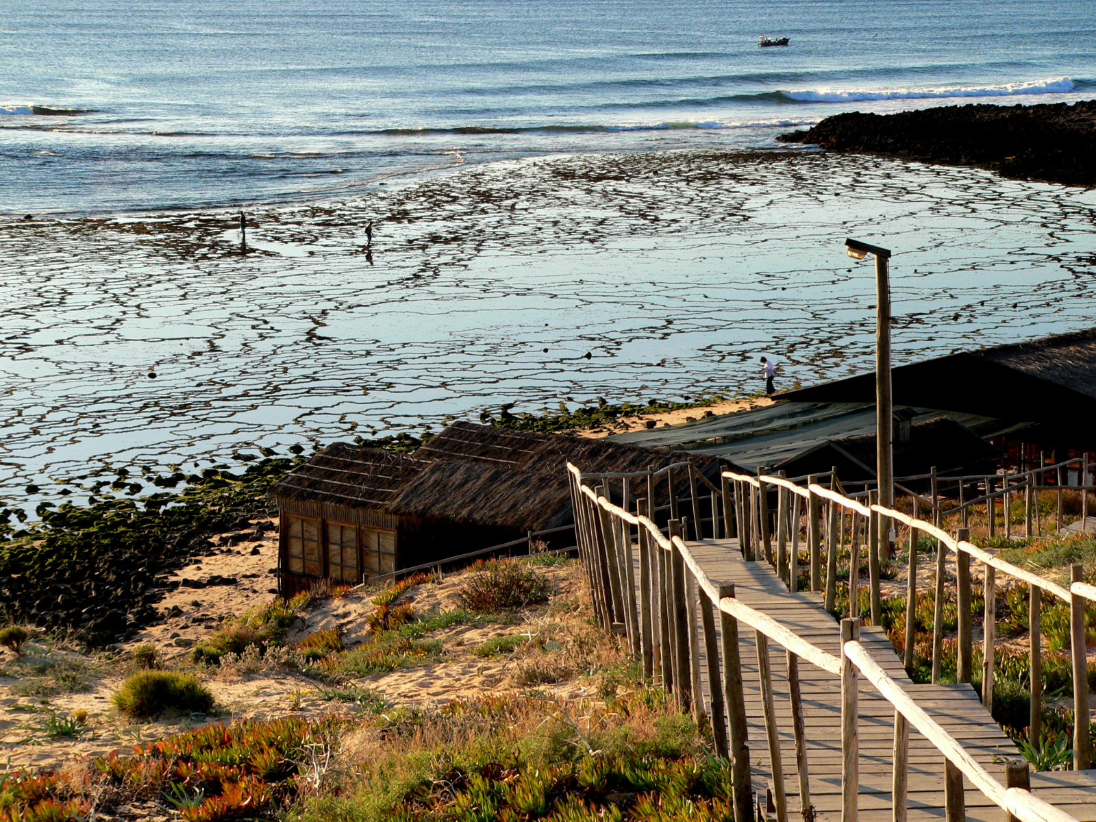 moře, voda, pobřeží, písek, tráva, nebe, pláž, dřevo, pobřeží, schody, Portugalsko, prozkoumat, oceán, mar, costy, anawesomeshot, flickrplatinum, abigfave, theperfectphotographer, Soe, theunforgettablepictures, mywinners, Bravo, impressedbeauty, superbmasterpiece, platinumphoto, diamondclassphotographer, Praia, blueribbonwinner, goldstaraward, fineartphotos, 25faves, flickrsbest, ourmasterpieces, citrit, supershot, fab, artlibre, searchthebest, flickrenvy, passionphotography, thegardenofzen, excellentphotographerawards, Atlantický oceán, goldsealofquality, tělo z vody, 50faves, thegoldenmermaid, 10faves, flickrgold, goldenphotographeraward, Atlantico, alentejo, vilanovademilfontes, Milfontes, Eskády