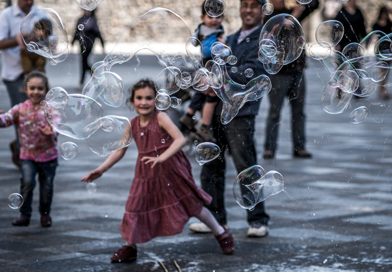 voda, Karneval, událost, dívka, zábava, tradice, festival, ulice, rekreace, dav, múzických umění