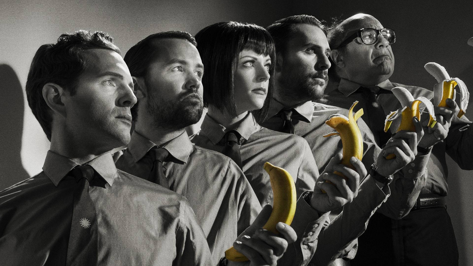 เพลง, นักดนตรี, ซันนี่เสมอในฟิลาเดลเฟีย, ชาร์ลีวัน, Glenn Howerton, Rob McElhenney, Kaitlin Olson, Danny DeVito, ฝูงชน, กลุ่มทางสังคม, วงดนตรี