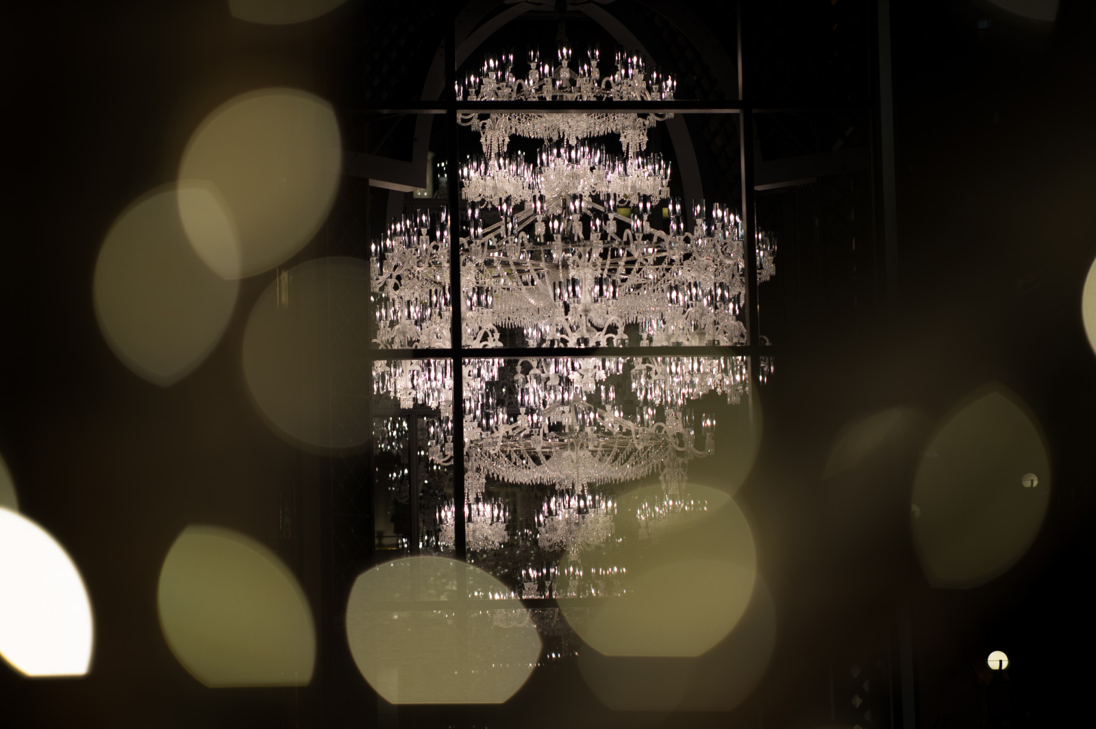 Japonsko, noc, sklenka, Nikon, jp, světlo, NIKKOR, osvětlení, tvar, lustr, tma, afs105mmf14eed, afsnikkor105mmf14eed, df, svítidlo