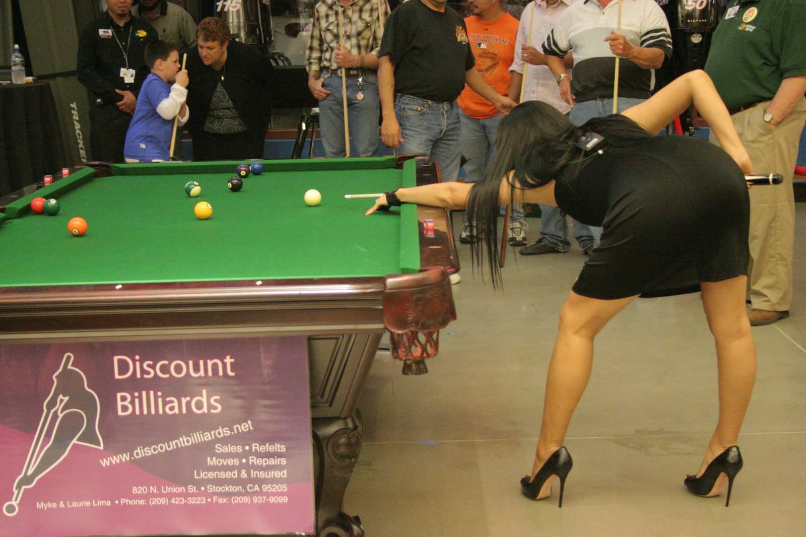 bilyard-i-popki-foto-risunki-amerikanskoe-porno-vintazh