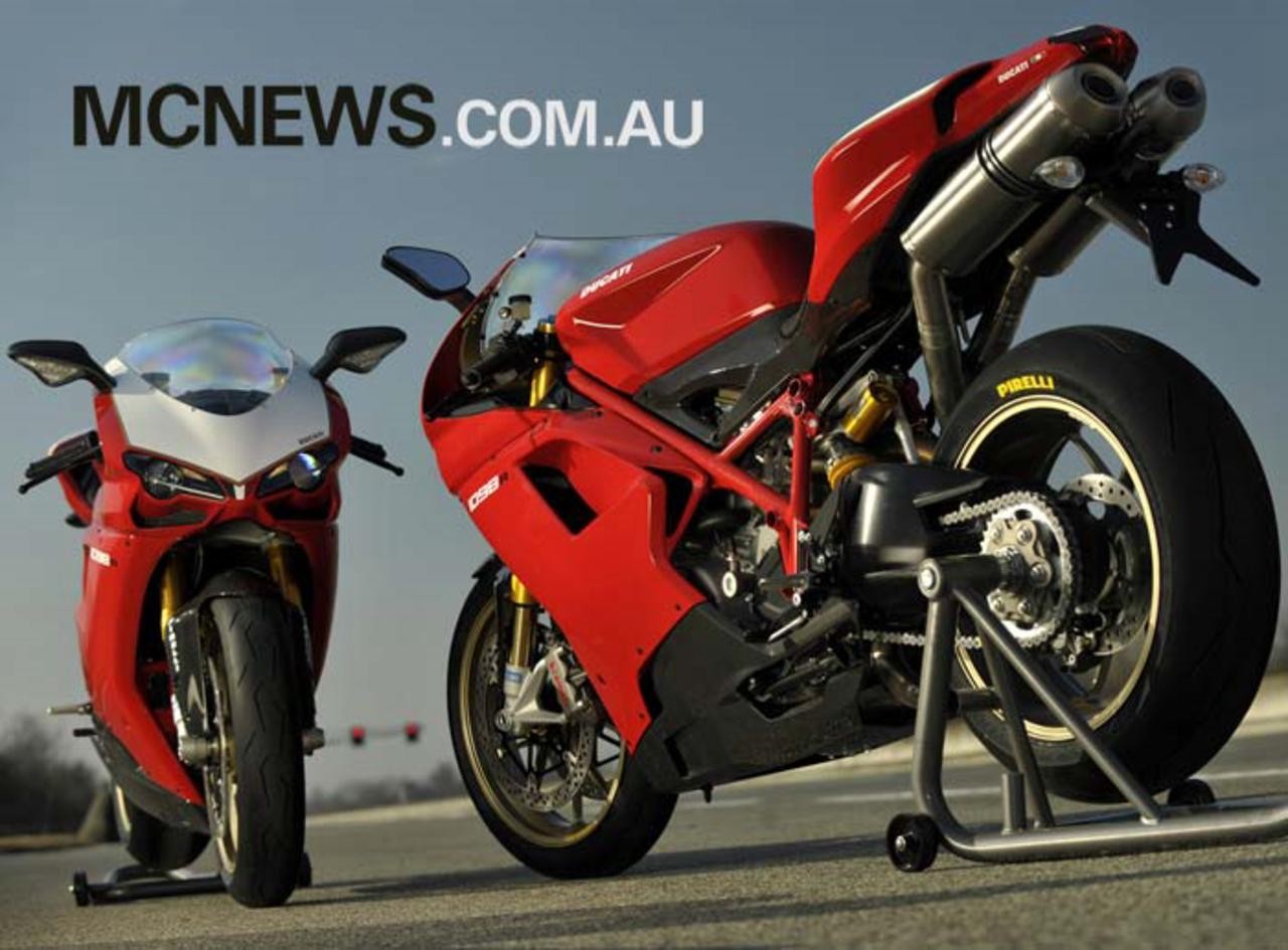 car, motorcycle, vehicle, Honda, Ducati, wheel, motorcycling, land vehicle, automotive design, automotive exterior, automobile make