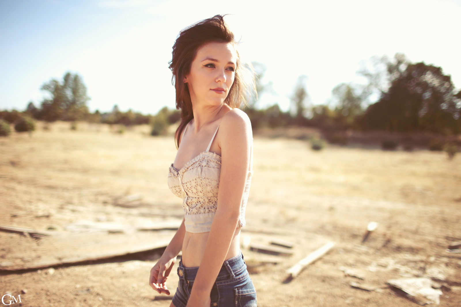 โมเดล, แนวตั้ง, ทราย, นั่ง, กางเกงขาสั้น, การถ่ายภาพ, แต่งตัว, ความแตกแยก, Canon, ช่างภาพ, ทะเลทราย, แฟชั่น, สิ่งสกปรก, ผม, แคลิฟอร์เนีย, bokeh, abs, ฤดูใบไม้ผลิ, คน, ผิวหนัง, เสื้อผ้า, เบา, หญิงสาว, ความงาม, ตา, รูปภาพ, ผู้หญิง, การถ่ายภาพ, ผู้หญิง, ขา, รูปถ่าย, ยีนส์, สั้น, ภาพ, ยิง, ตำแหน่งของมนุษย์, การถ่ายภาพบุคคล, การถ่ายภาพ, ผมสีน้ำตาล, ศิลปะ, หน้าท้อง, ร่างกายมนุษย์, Garrett, meyers, redding